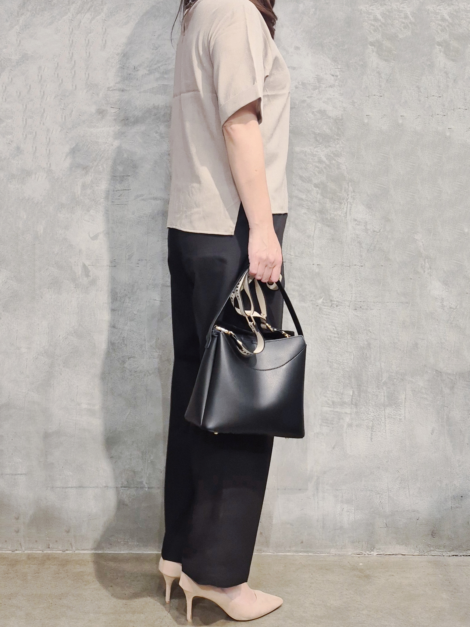 ひさえさんの「THE SHOP TK｜【M-XL/二の腕カバー】さらり麻調メッシュ5分袖ブラウス」を使ったコーディネート