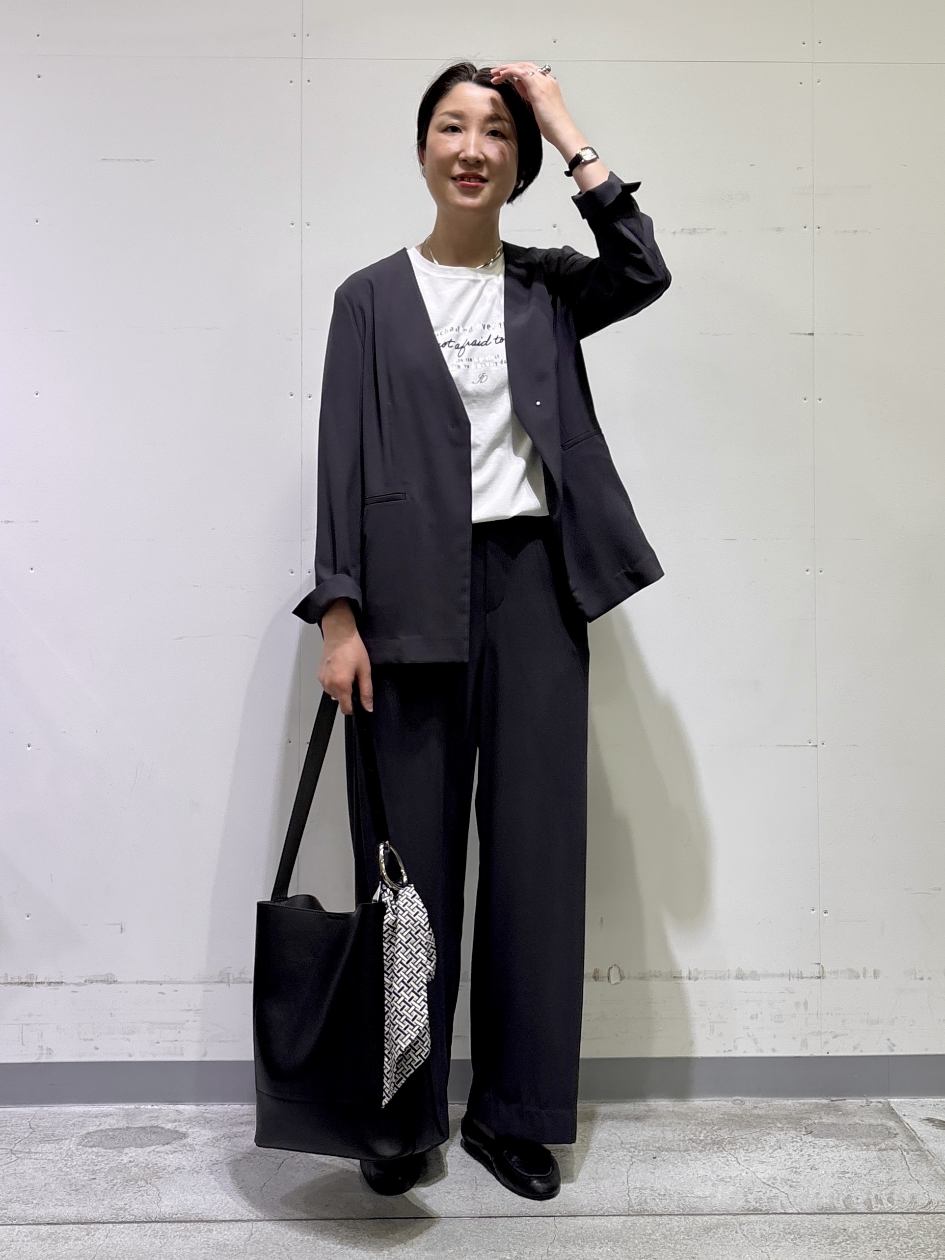 yuriさんの「INDIVI｜【UVケア／選べるグラフィック】スムースジャージTシャツ」を使ったコーディネート