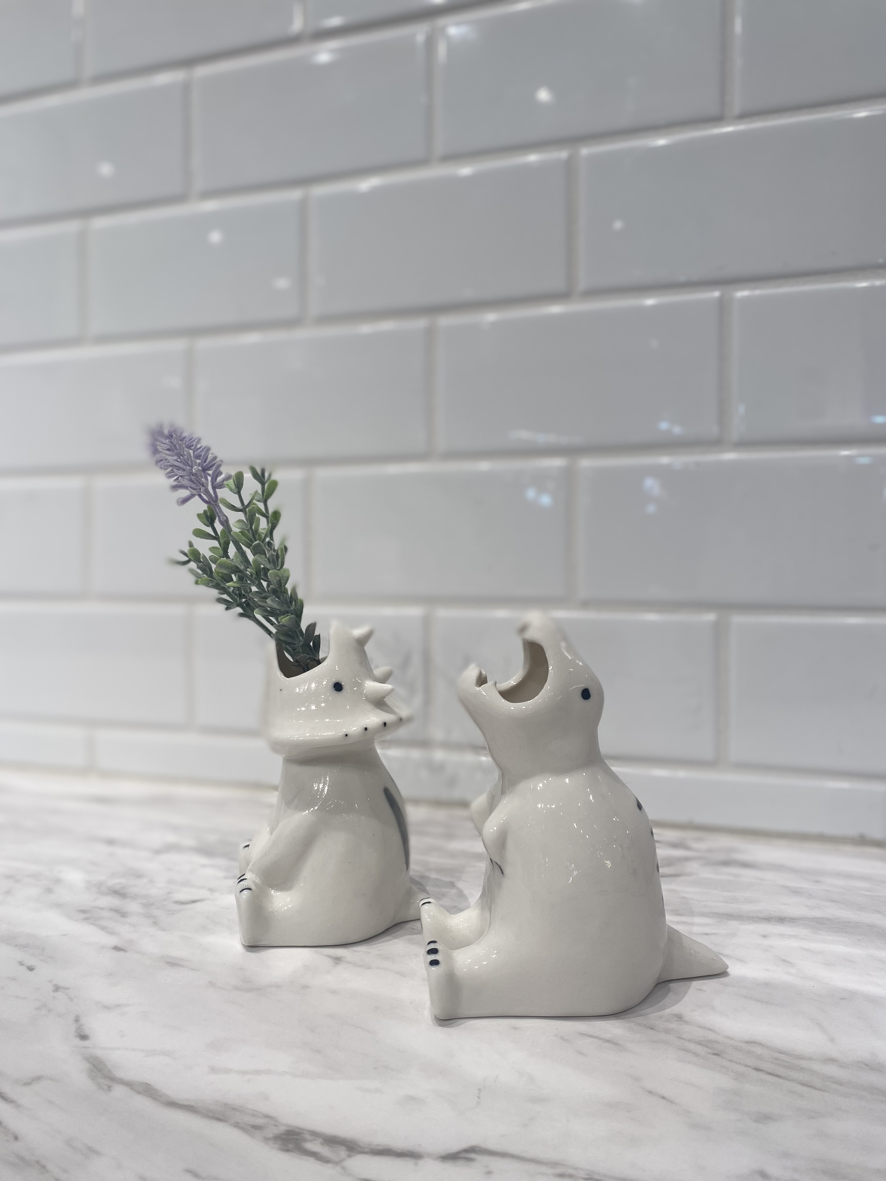 あかさんの「212 KITCHEN STORE｜シナリー モチーフフラワーベース トリケラトプス」を使ったコーディネート