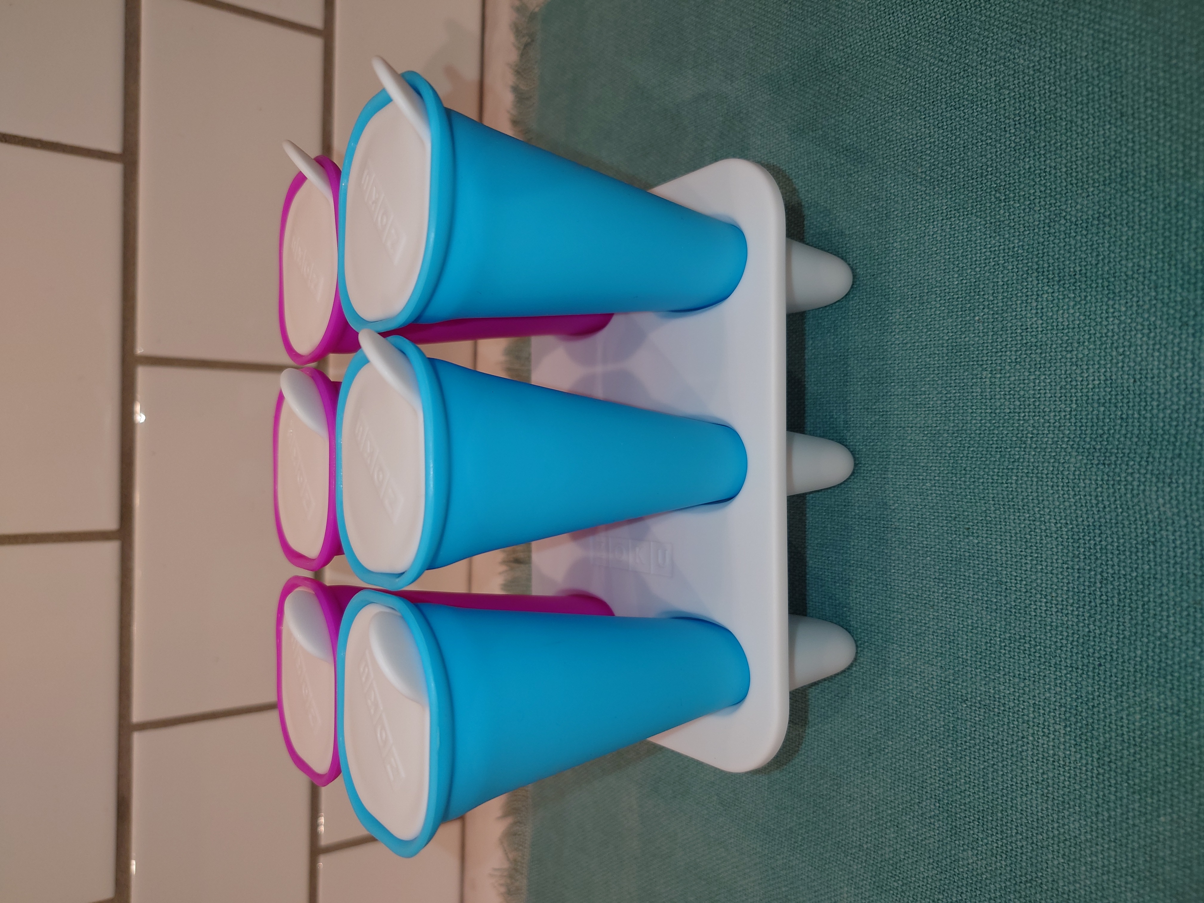 yuu07さんの「212 KITCHEN STORE｜ZOKU Shark モールド 4pc」を使ったコーディネート