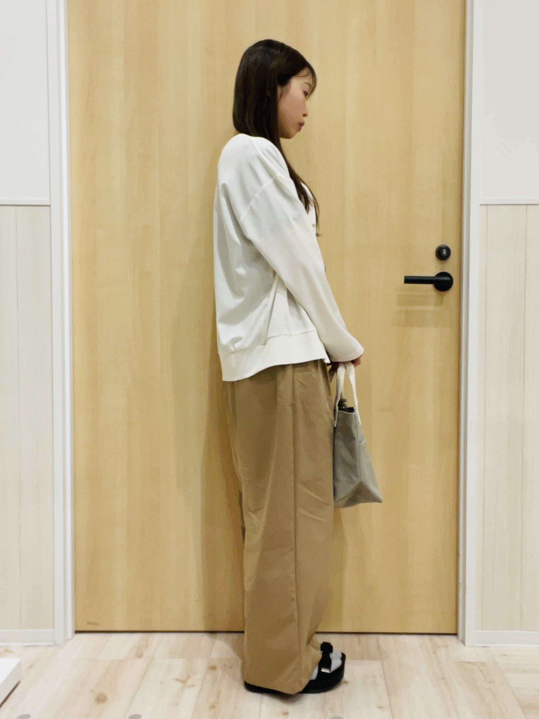 minamiさんの「SHOO･LA･RUE｜【ひんやり/UV/S-LL】着ごこちなめらか カノコ編みカーディガン」を使ったコーディネート