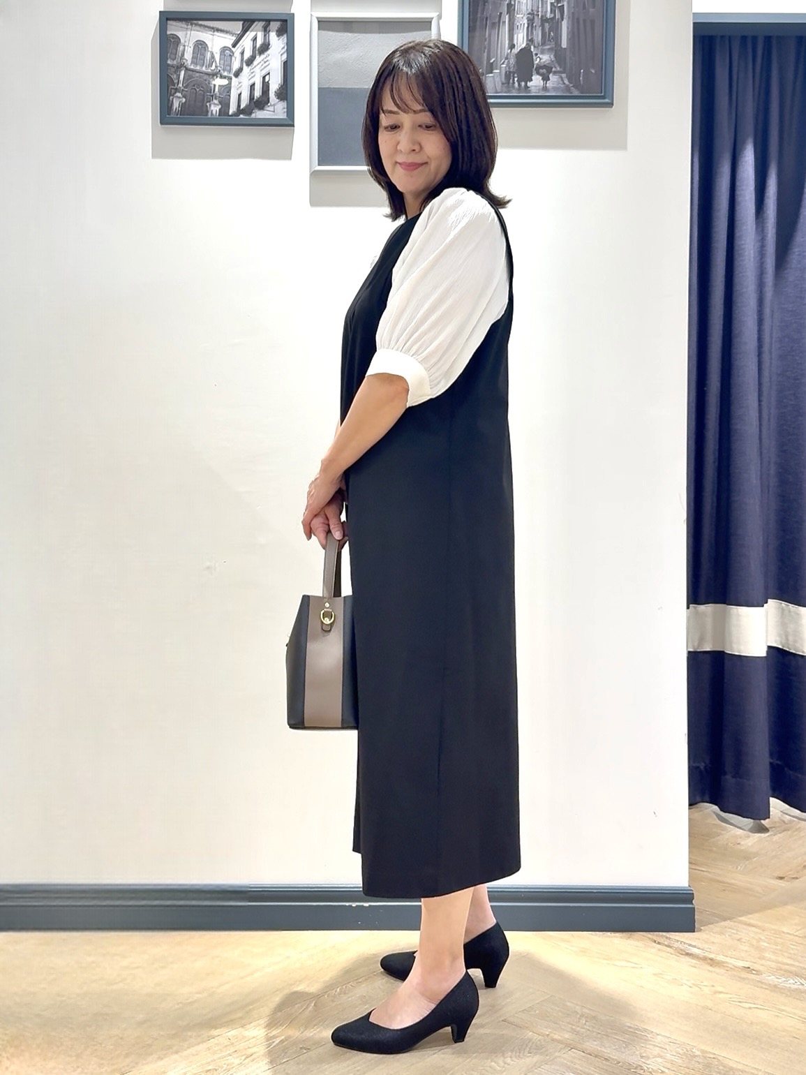 Lilyさんの「grove｜高評価！【体型カバー/洗える】袖布帛ポンチワンピース」を使ったコーディネート