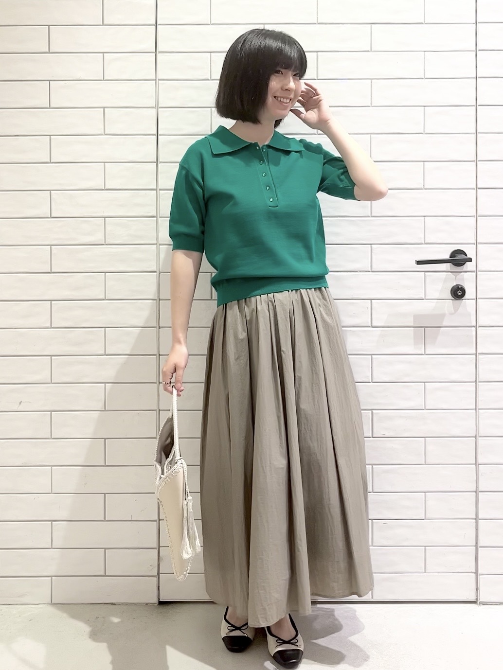 しおりさんの「OPAQUE.CLIP｜ビッグポロ衿ニット【洗濯機OK】」を使ったコーディネート