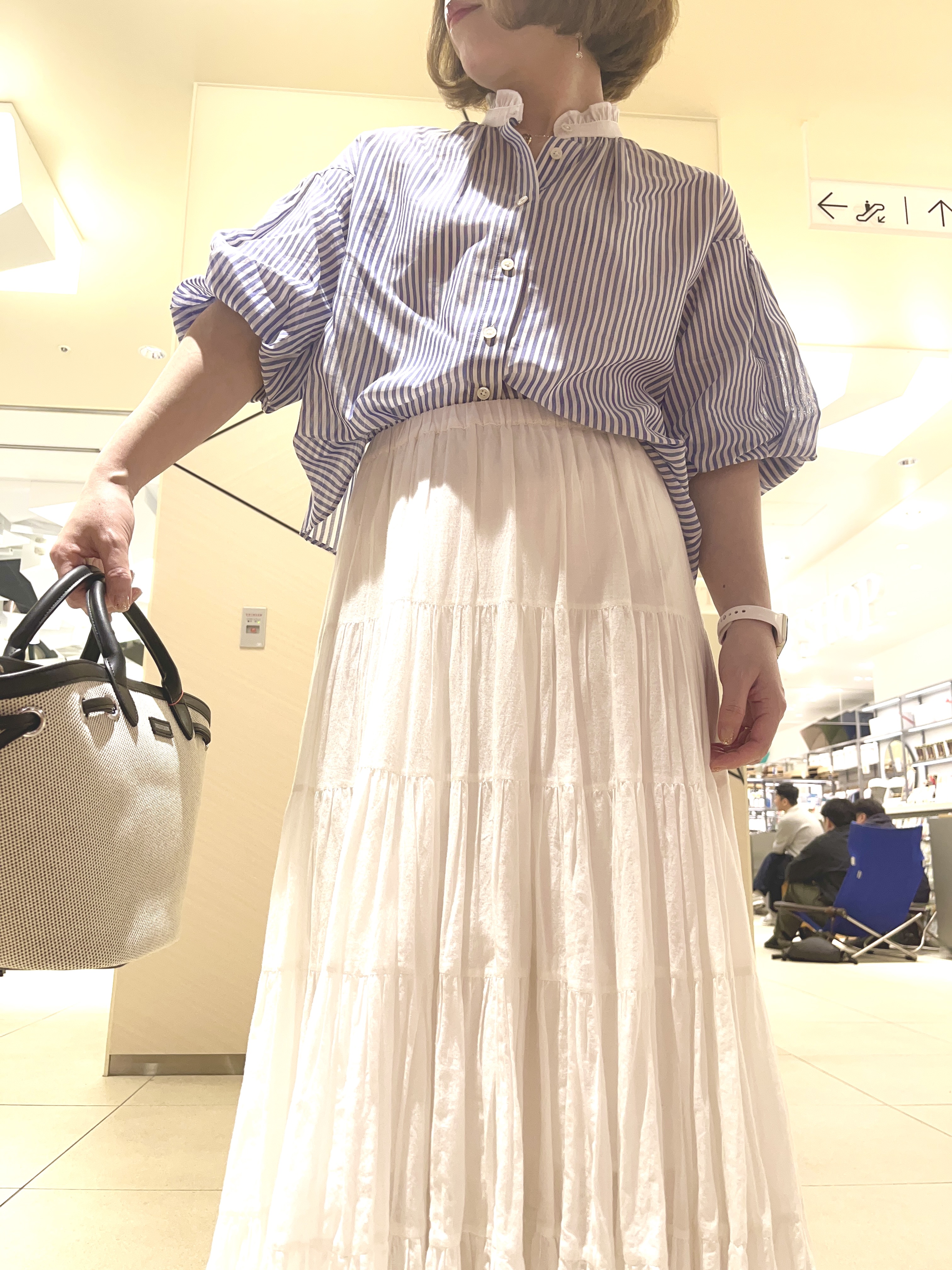 yahataさんの「DRESSTERIOR｜【otonaMUSE5月号掲載/ウォッシャブル】ロンドンストライプクレリックブラウス」を使ったコーディネート
