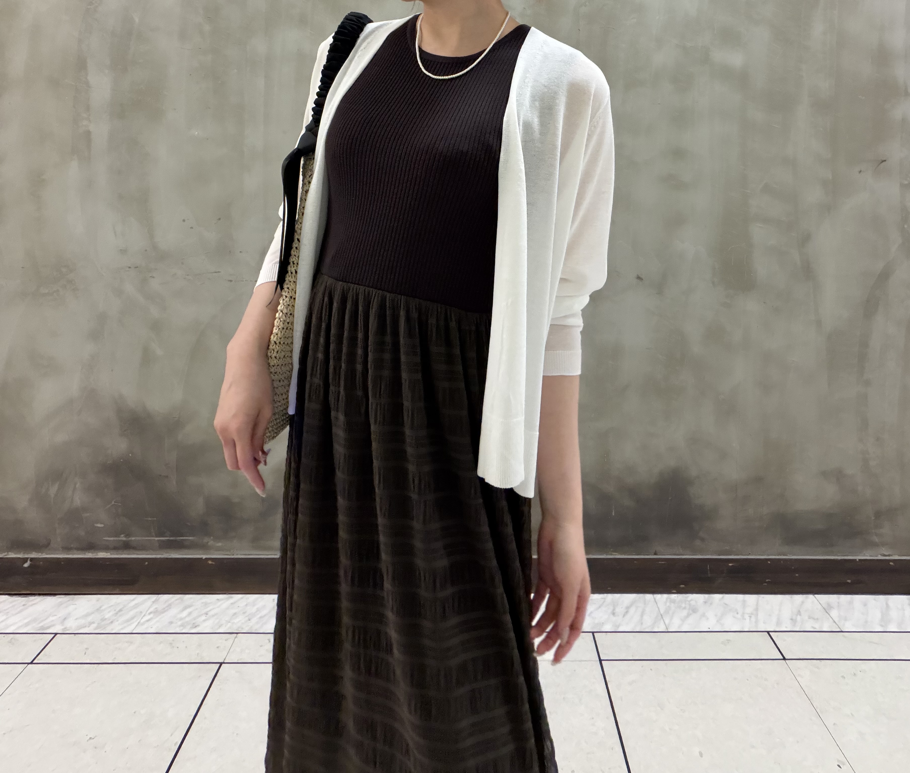 maiさんの「grove｜高評価！【接触冷感／UVカットetc】ベーシックショートカーディガン」を使ったコーディネート