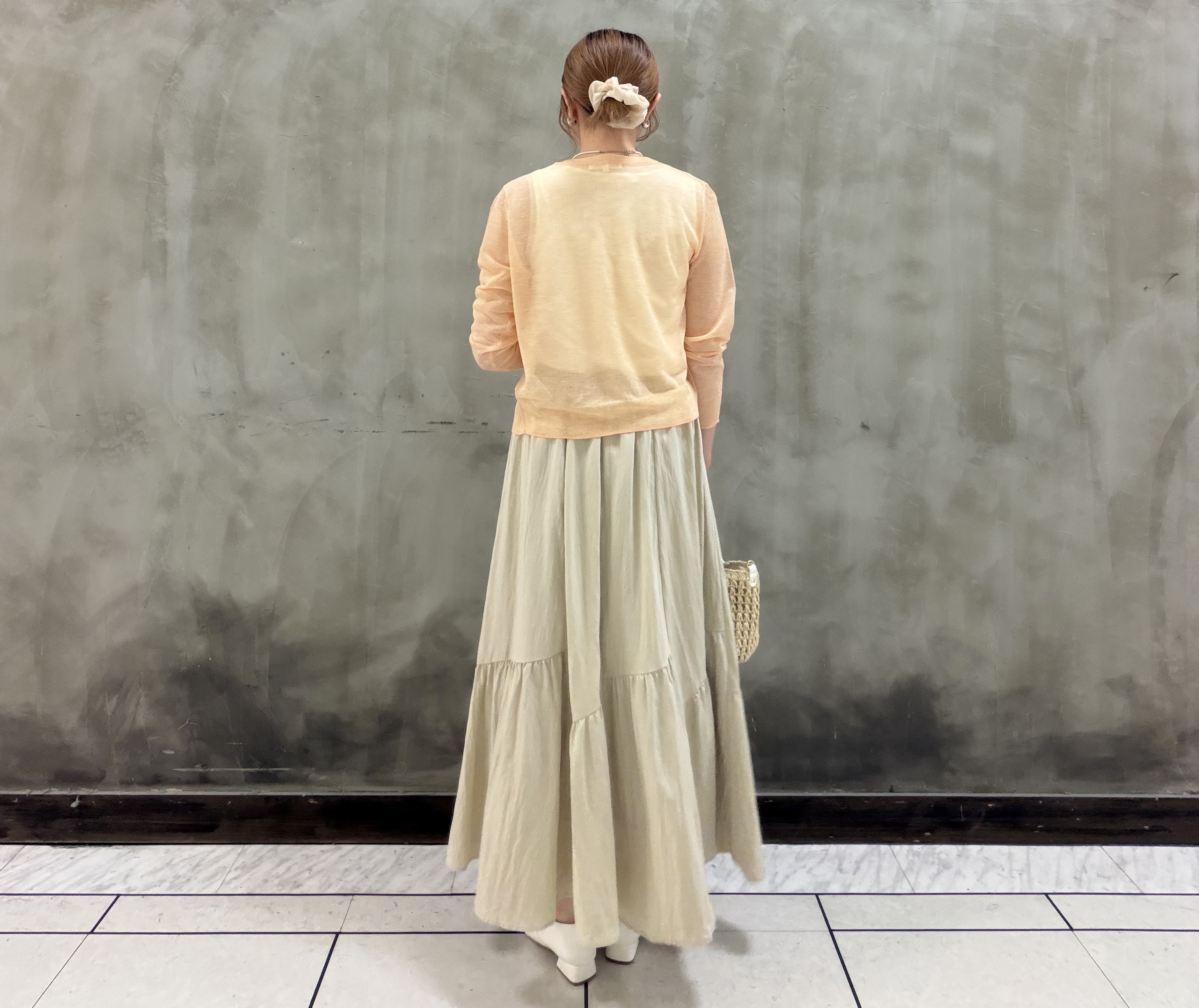 maiさんの「grove｜高評価！【洗える/名品】大人の透け感、シアーカーディガン」を使ったコーディネート