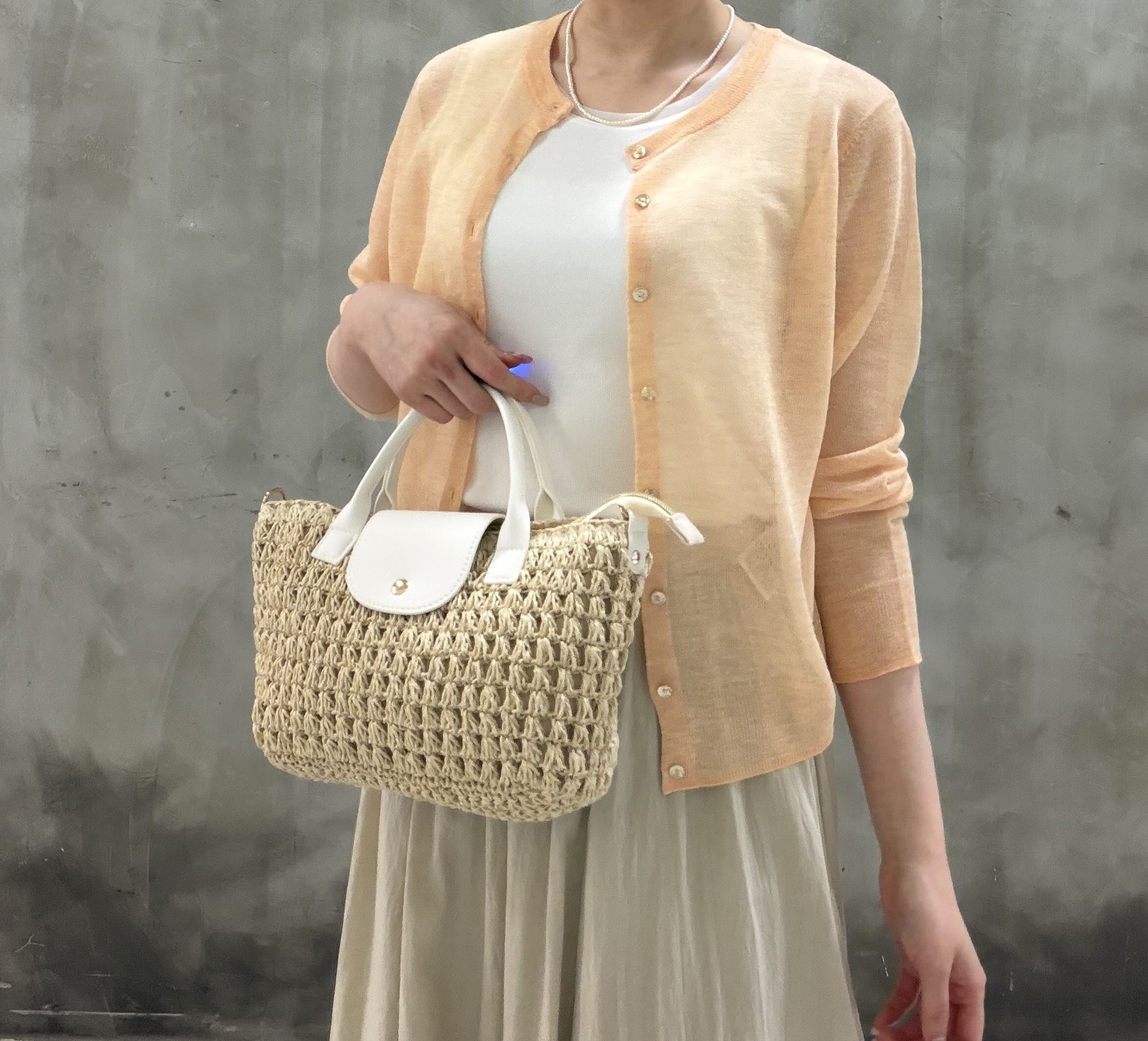 maiさんの「grove｜高評価！【洗える/名品】大人の透け感、シアーカーディガン」を使ったコーディネート