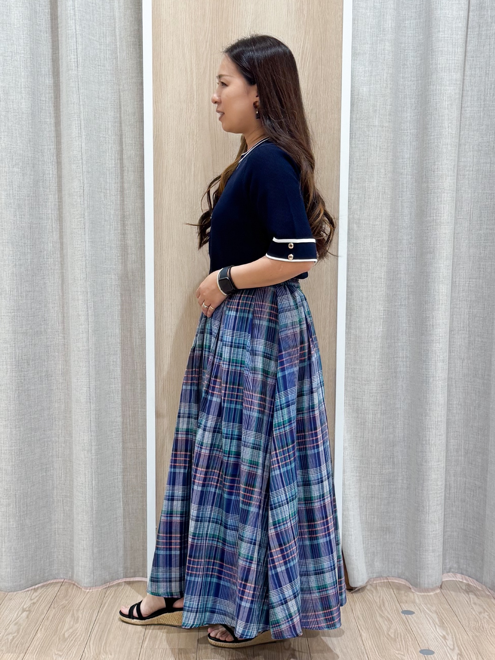 sachiさんの「grove｜【シリーズ累計36万枚/名品ニット】やわらかドライタッチ 袖メッシュ編みニット」を使ったコーディネート
