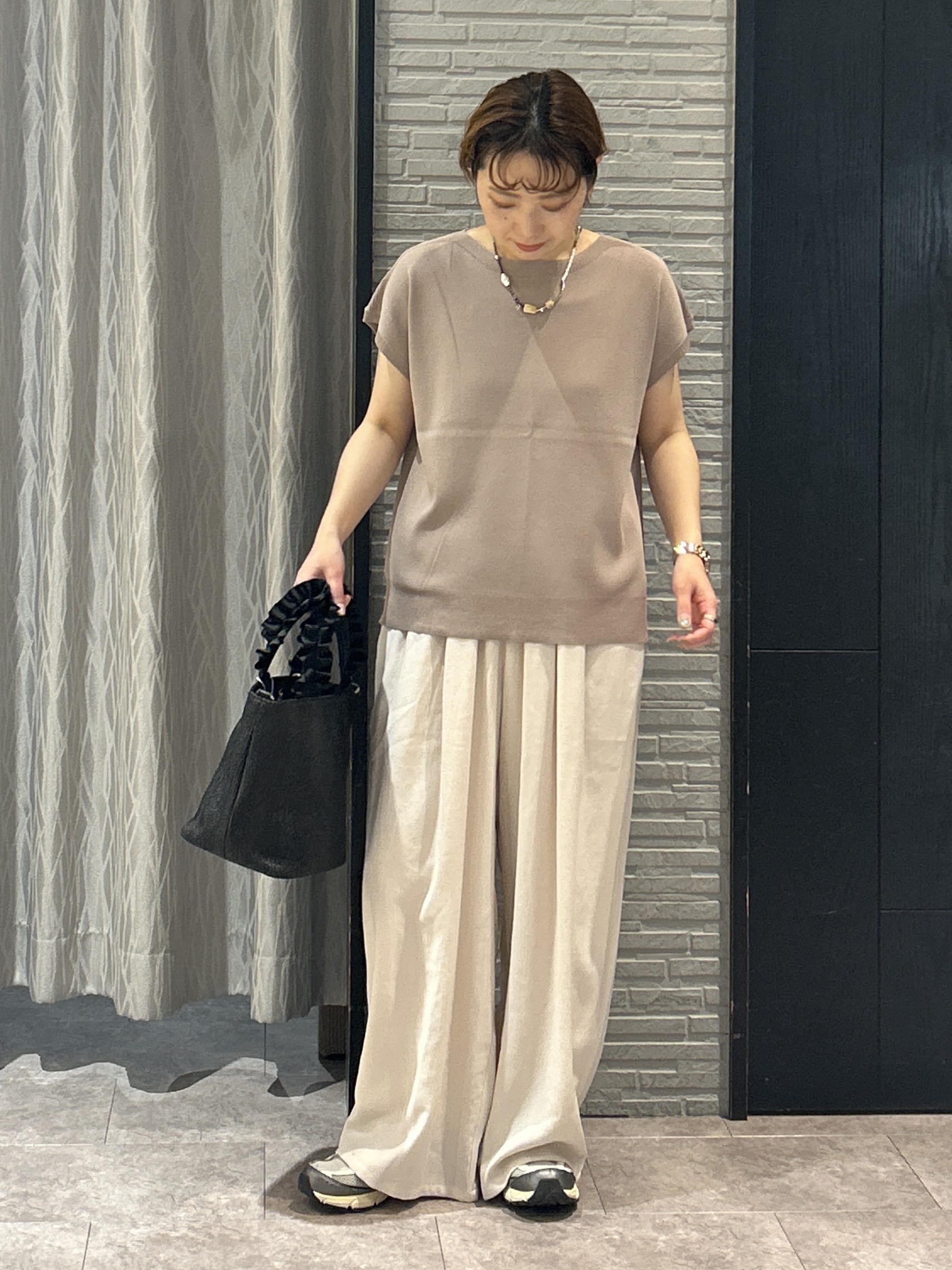 ga_riさんの「THE SHOP TK｜【S-XL/ひんやりタッチ】多機能フレンチスリーブニット 洗濯機OK/UVケア/毛玉になりにくい」を使ったコーディネート