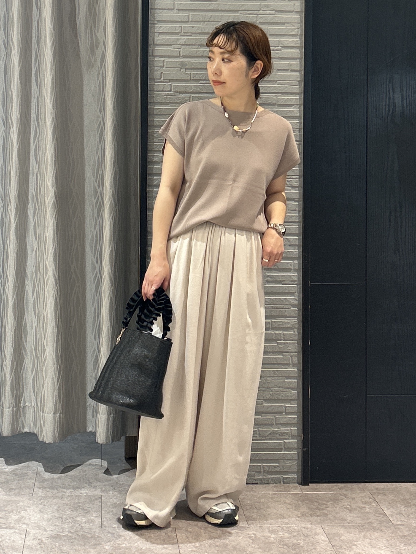 ga_riさんの「THE SHOP TK｜【S-XL/ひんやりタッチ】多機能フレンチスリーブニット 洗濯機OK/UVケア/毛玉になりにくい」を使ったコーディネート
