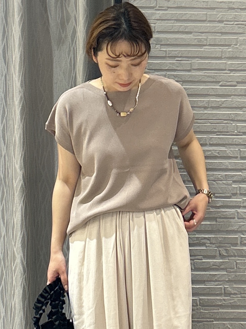 ga_riさんの「THE SHOP TK｜【S-XL/ひんやりタッチ】多機能フレンチスリーブニット 洗濯機OK/UVケア/毛玉になりにくい」を使ったコーディネート