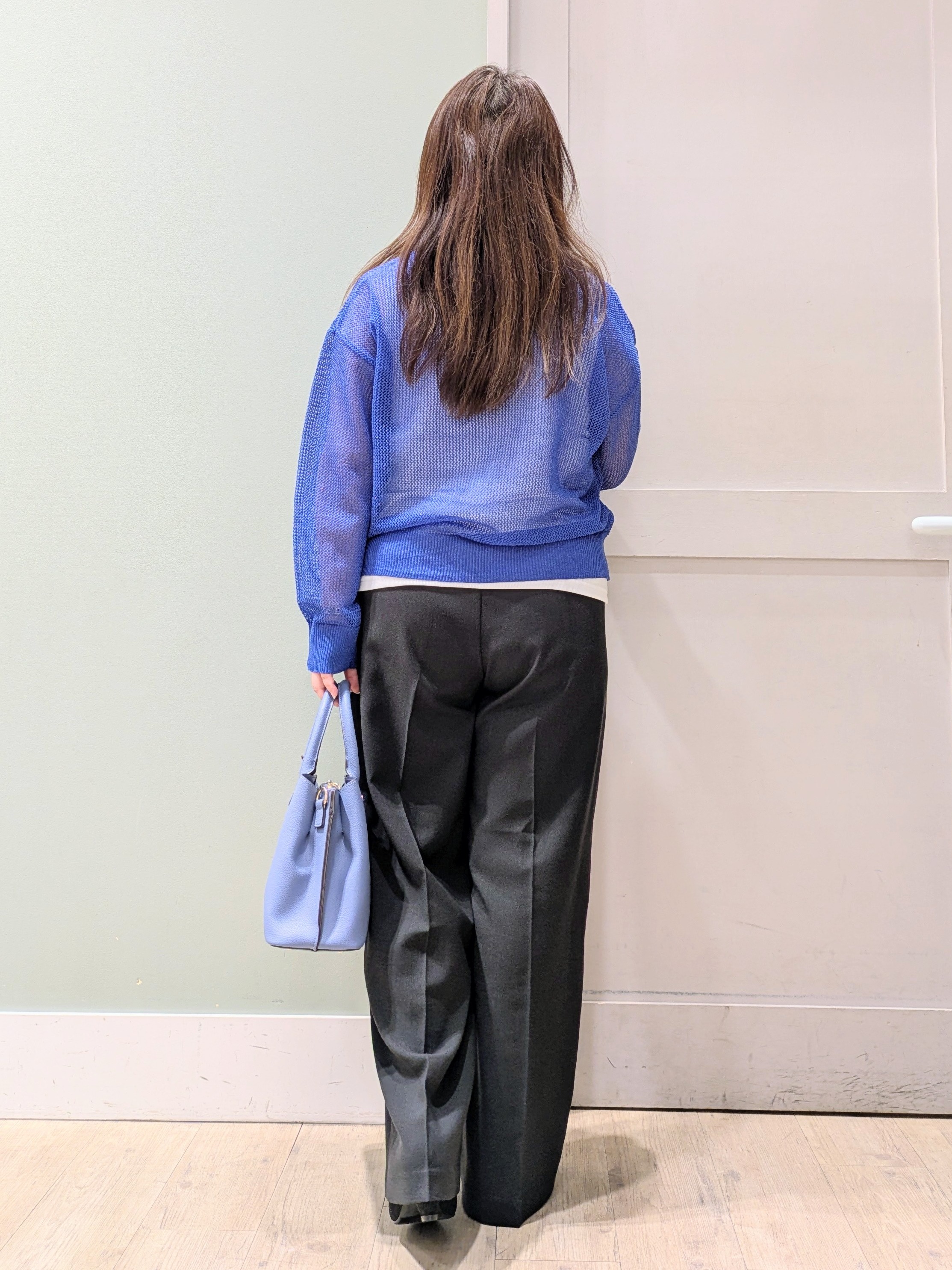 チグ♪さんの「grove｜【貴島明日香さん着用】ラメメッシュキーネックカーディガン」を使ったコーディネート