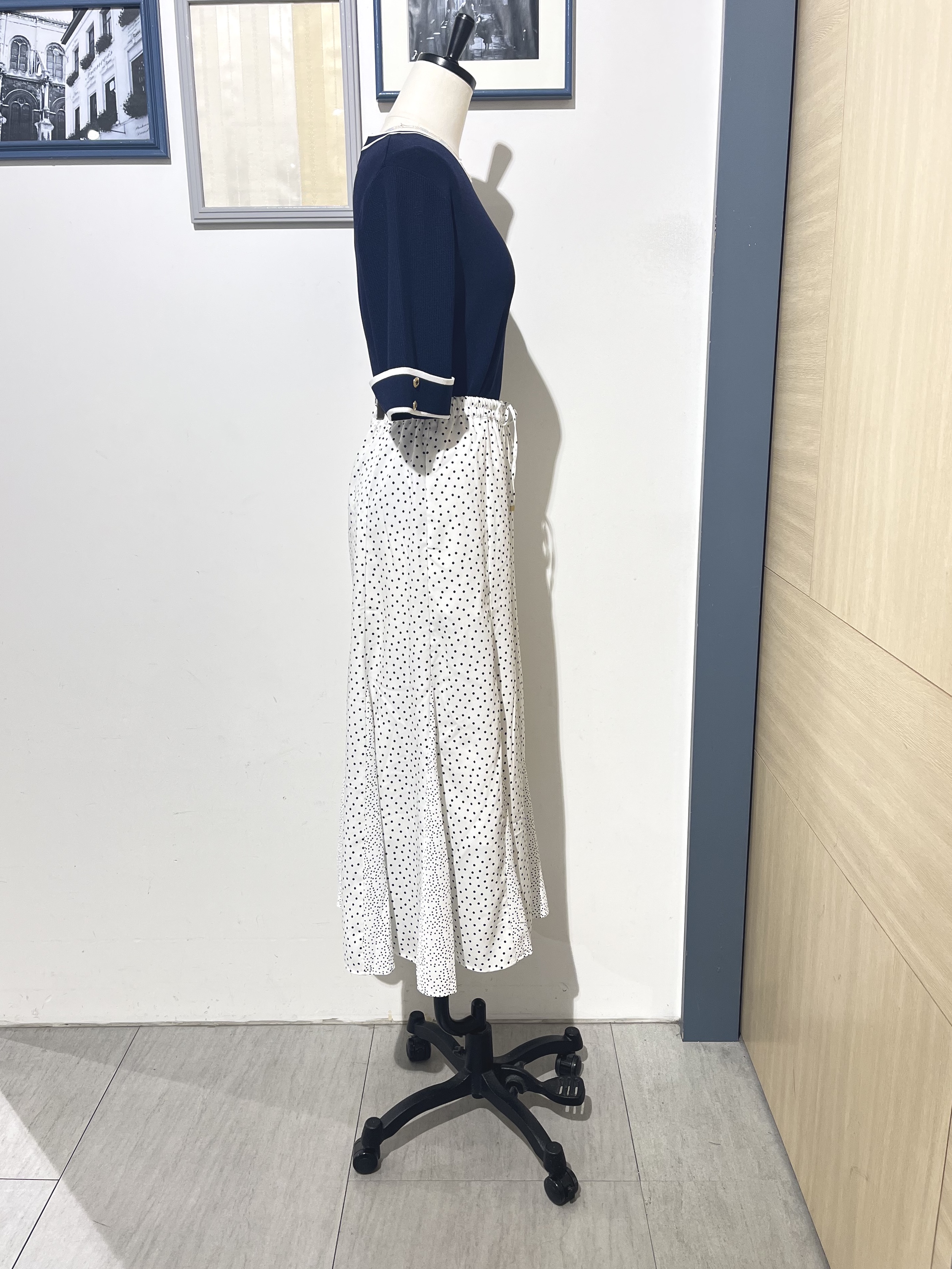 ほくとさんの「grove｜【シリーズ累計36万枚/名品ニット】やわらかドライタッチ 袖メッシュ編みニット」を使ったコーディネート
