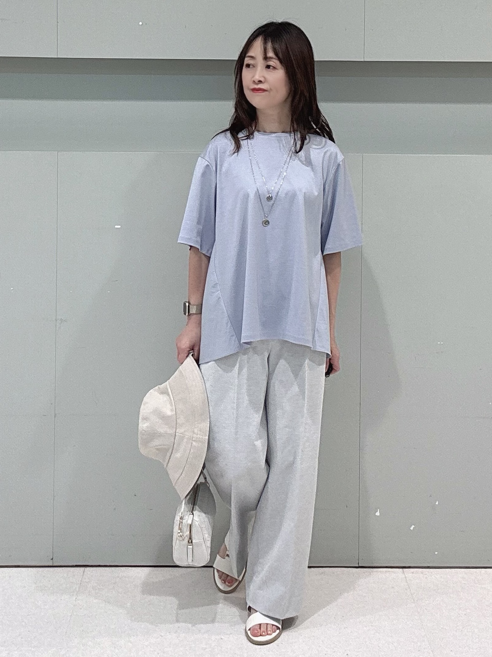 makiさんの「UNTITLED｜【洗える/Tシャツ】異素材ドッキングプルオーバー」を使ったコーディネート