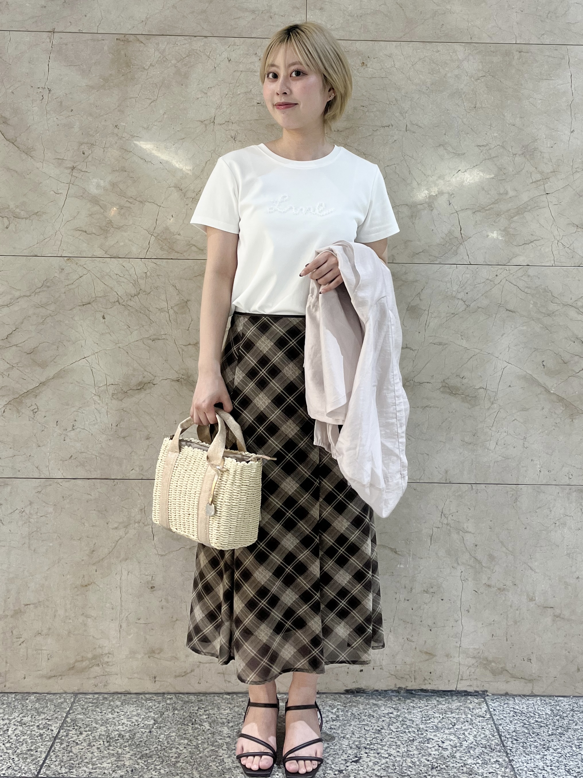 まひるさんの「index｜【接触冷感/UVケア】リボンテープロゴTシャツ《洗濯機OK》」を使ったコーディネート