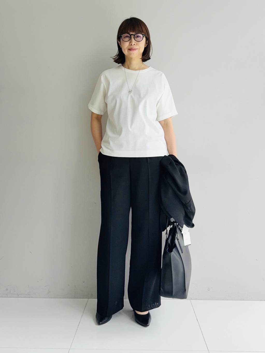 murayamaさんの「INDIVI｜【汗ジミ防止／褒められTシャツ】上品カジュアル！ドルマンTシャツ」を使ったコーディネート