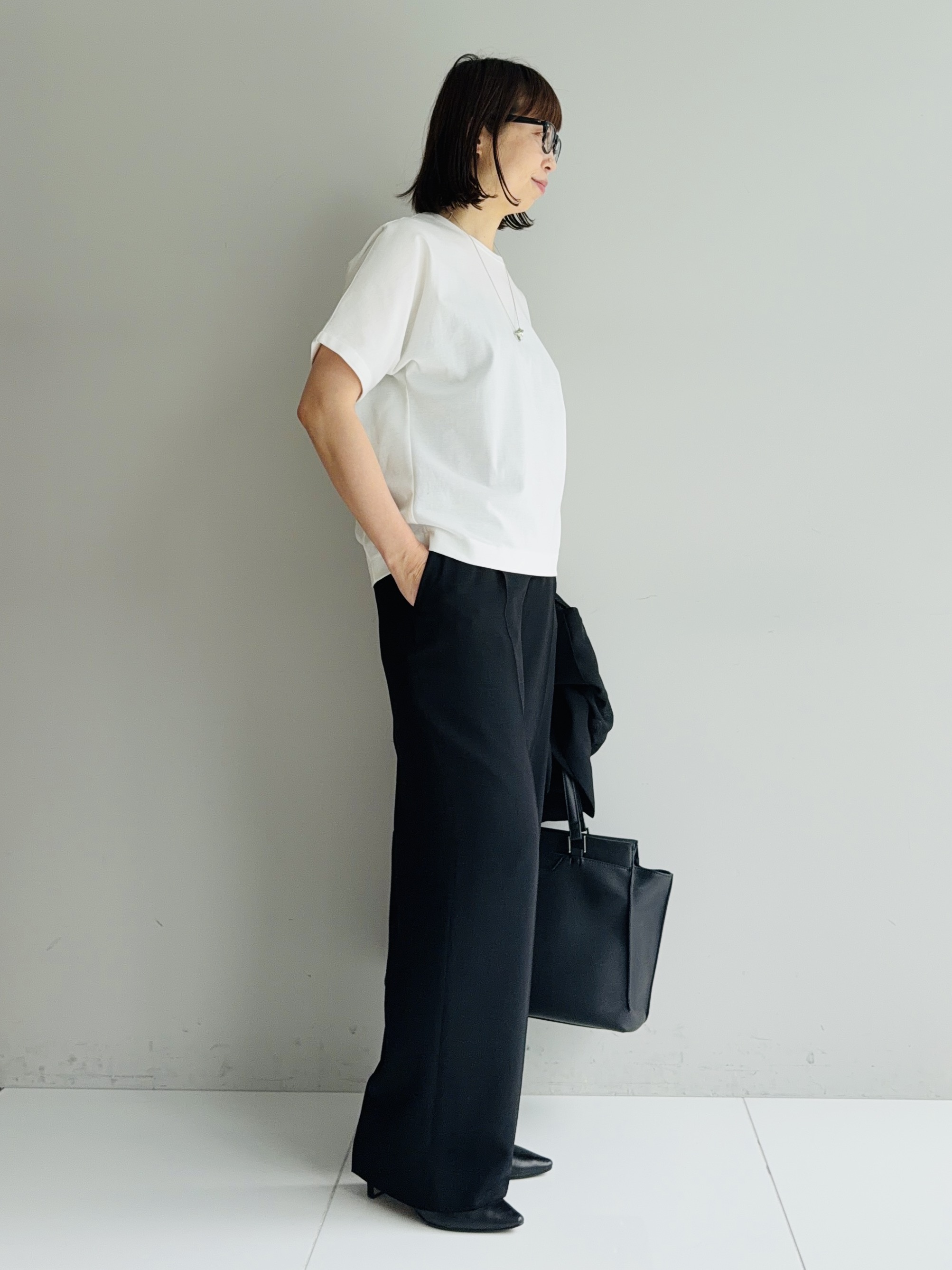 murayamaさんの「INDIVI｜【汗ジミ防止／褒められTシャツ】上品カジュアル！ドルマンTシャツ」を使ったコーディネート