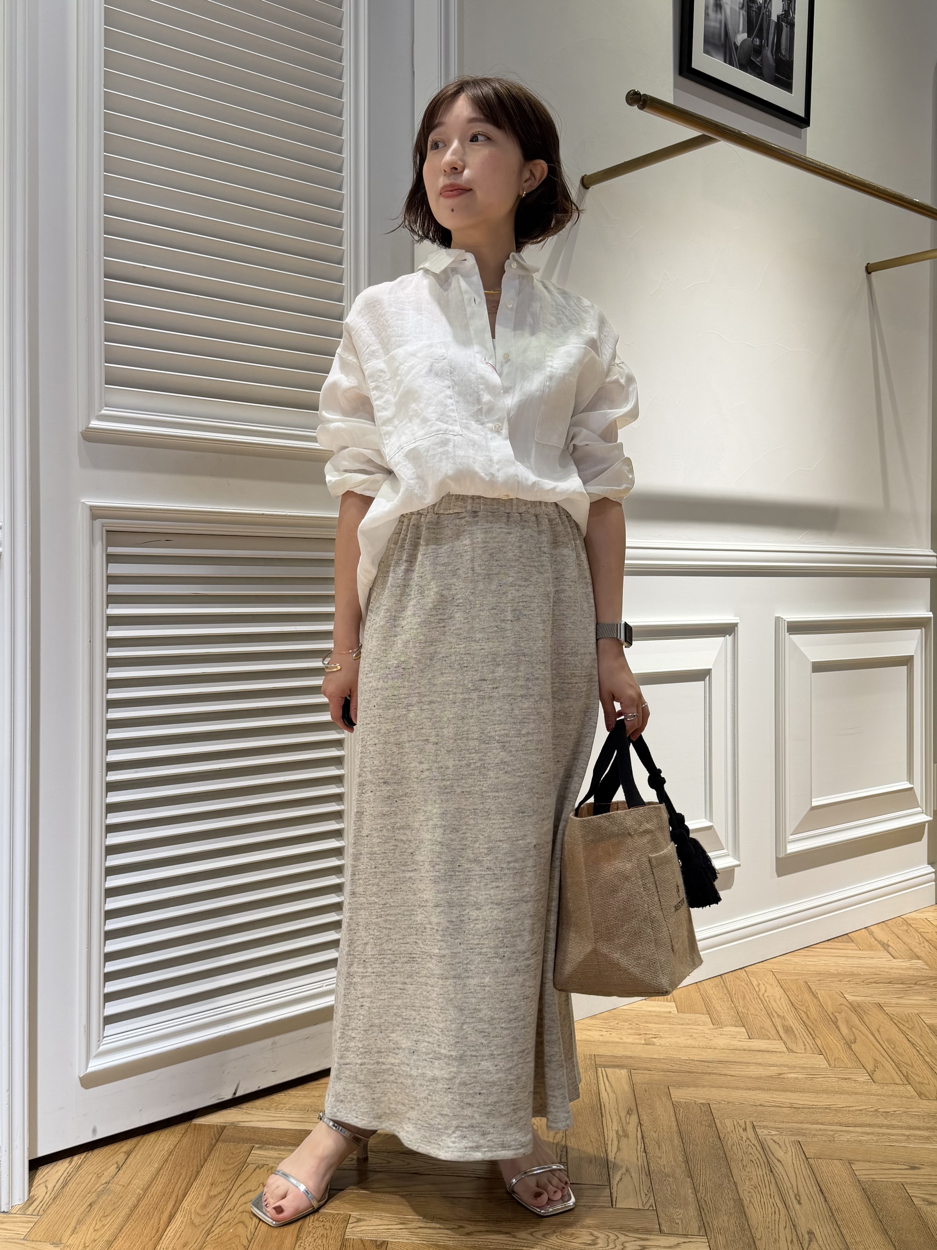 つじ まこさんの「DRESSTERIOR｜【人気定番/ウォッシャブル】ガーメントダイラミーシャツ」を使ったコーディネート