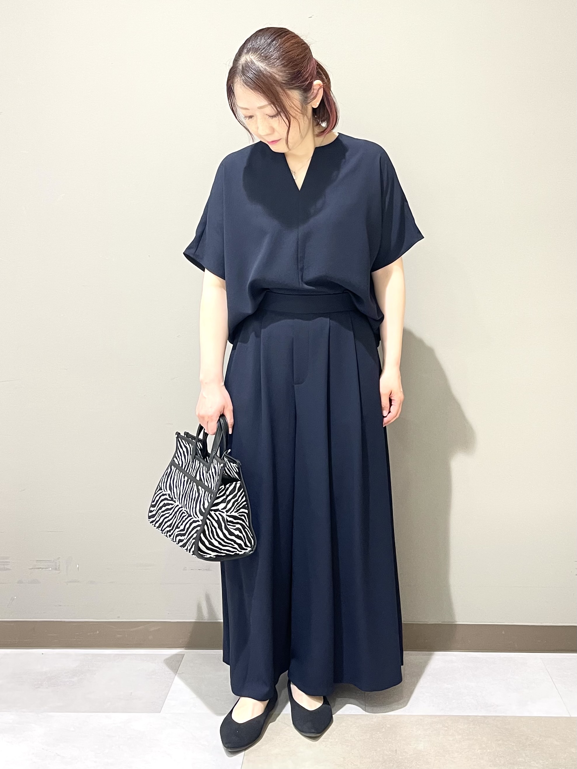Tomoさんの「UNTITLED｜【接触冷感/UVカット/遮熱機能】フライスジャージカーディガン」を使ったコーディネート