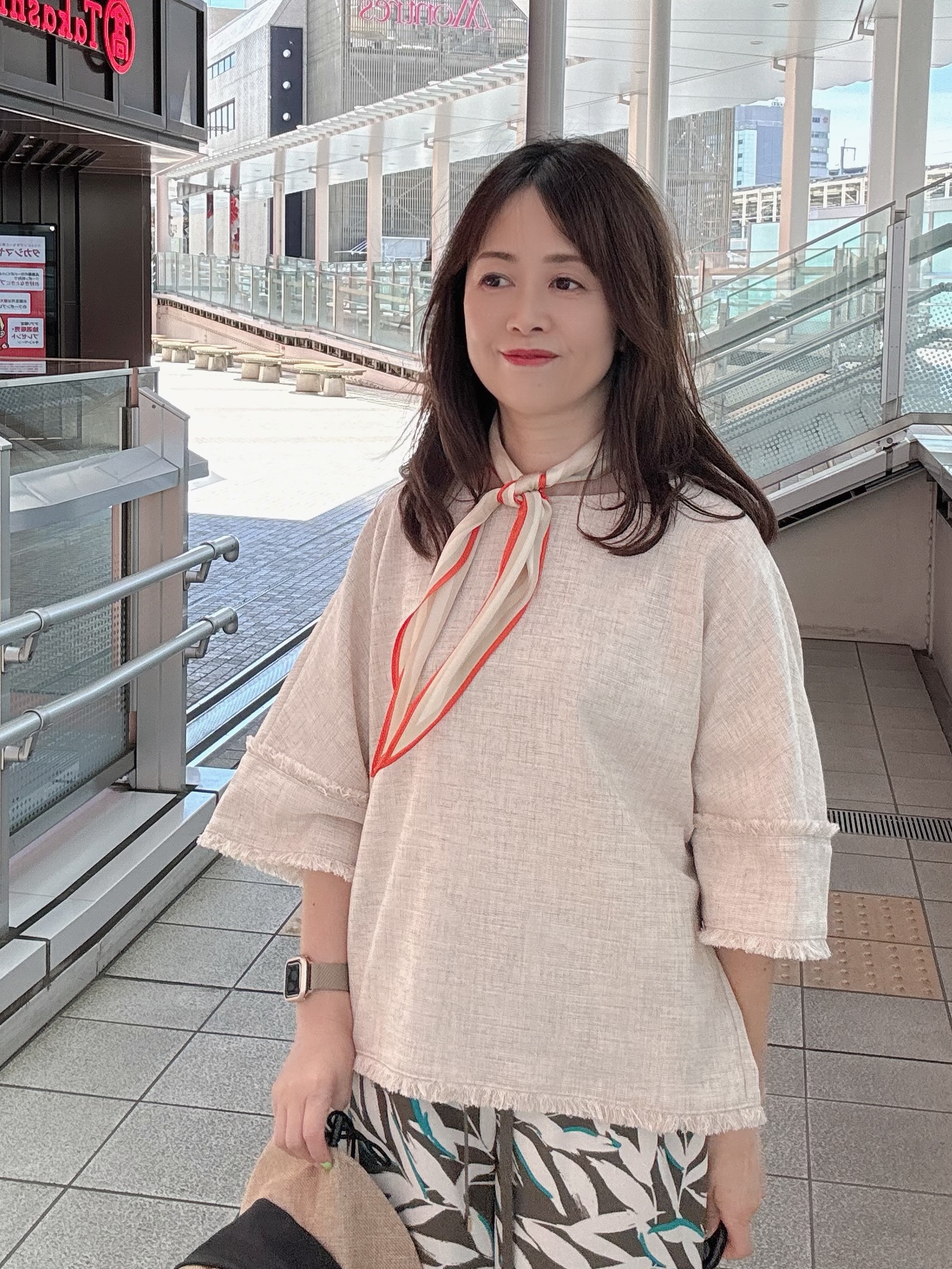 makiさんの「UNTITLED｜【古畑星夏さん着用/ウエストゴム/ワイド】ボタニカルリーフパンツ」を使ったコーディネート