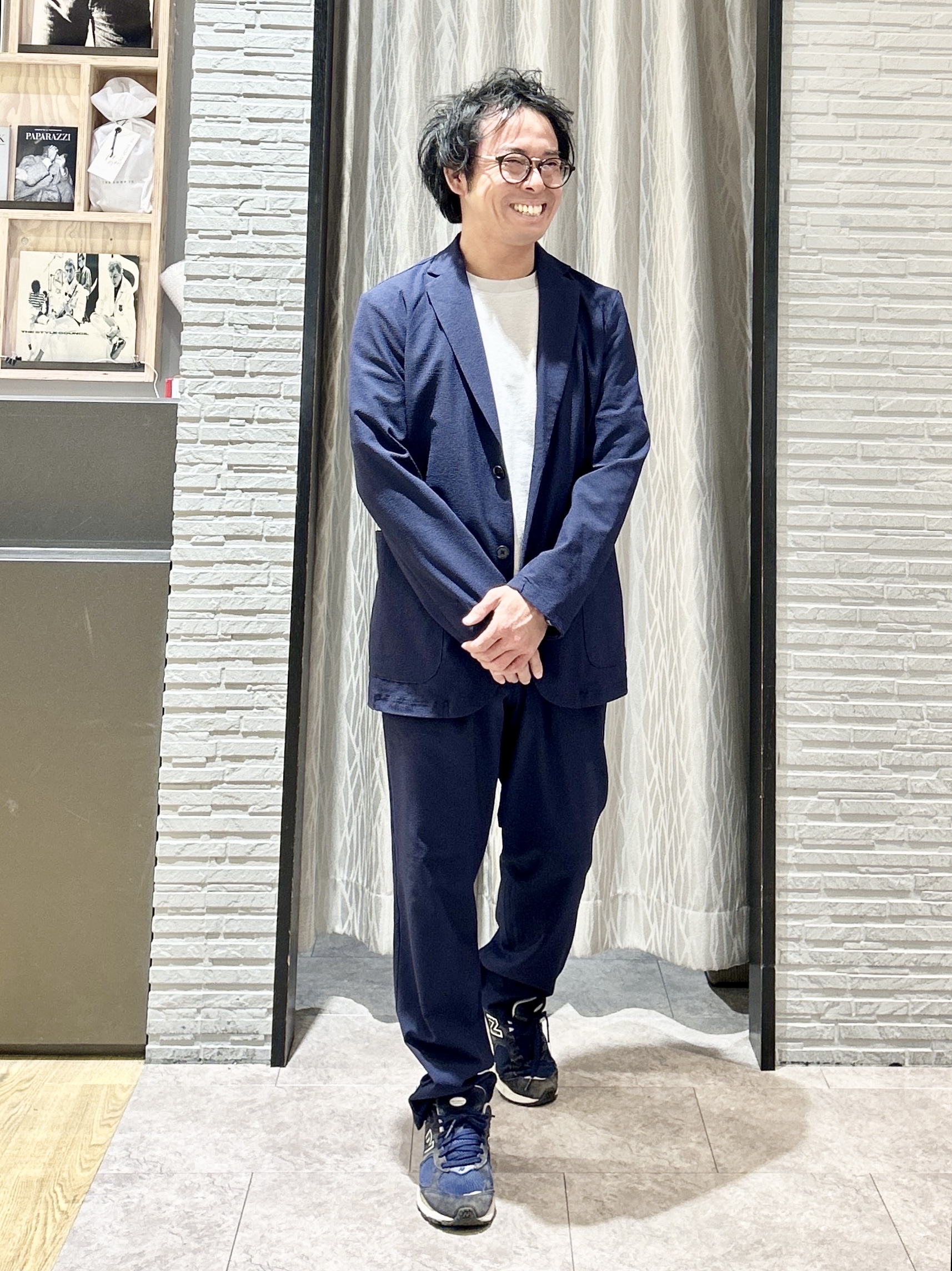 KENJI Iさんの「THE SHOP TK｜マイクロ シアサッカー ジャケット 洗濯機OK／セットアップ可」を使ったコーディネート
