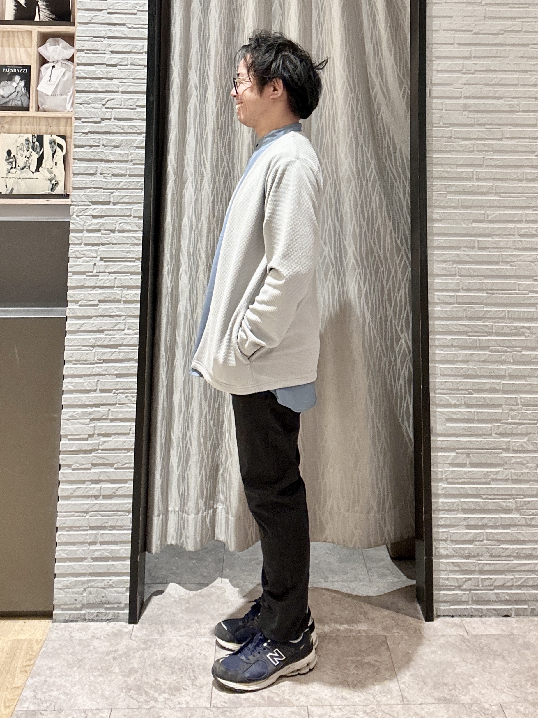 KENJI Iさんの「THE SHOP TK｜【2点セット】カーディガン＋半袖Tシャツ 洗濯機OK」を使ったコーディネート