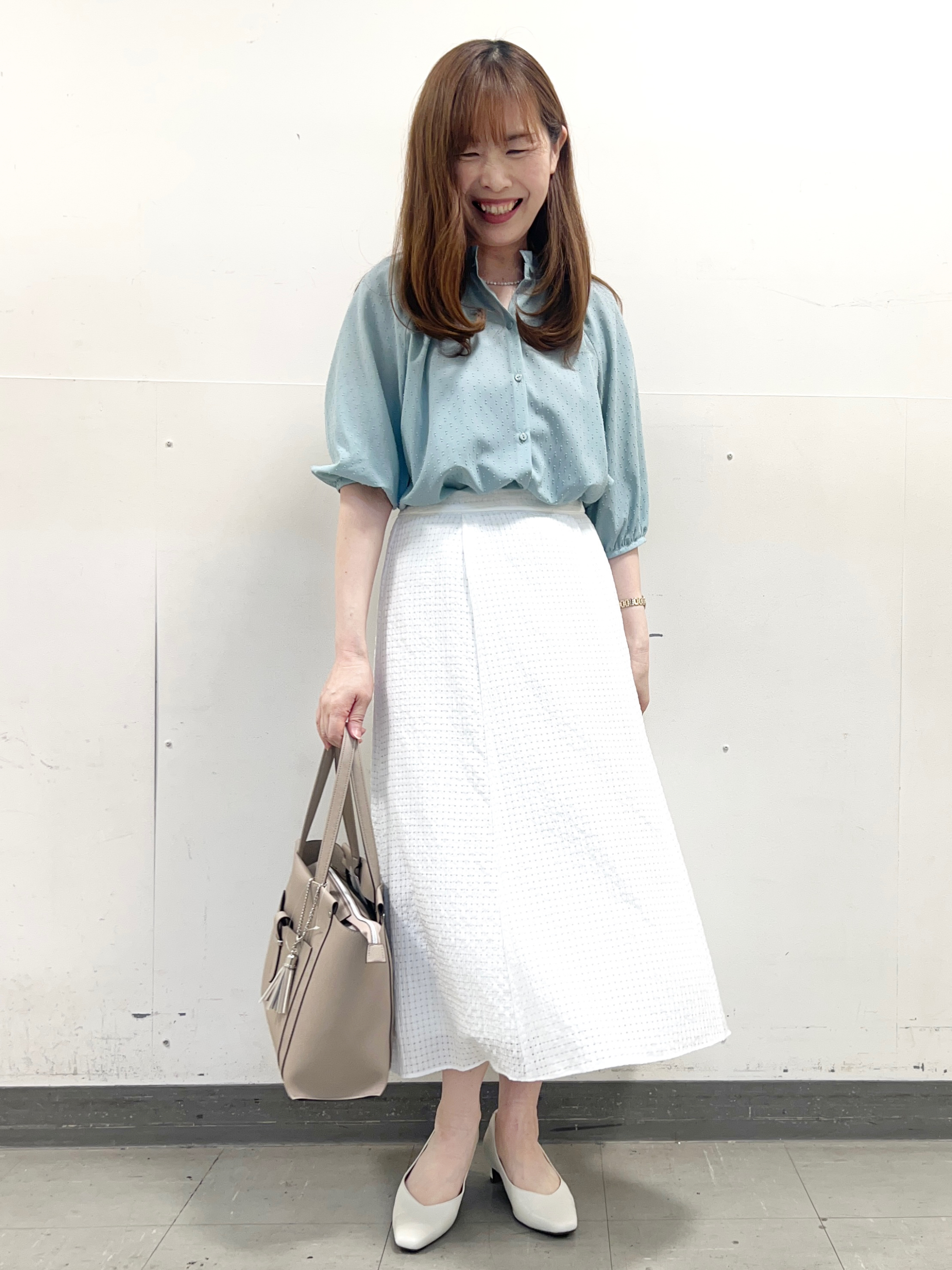 yuさんの「Reflect｜フロントボタンデザインブラウス」を使ったコーディネート