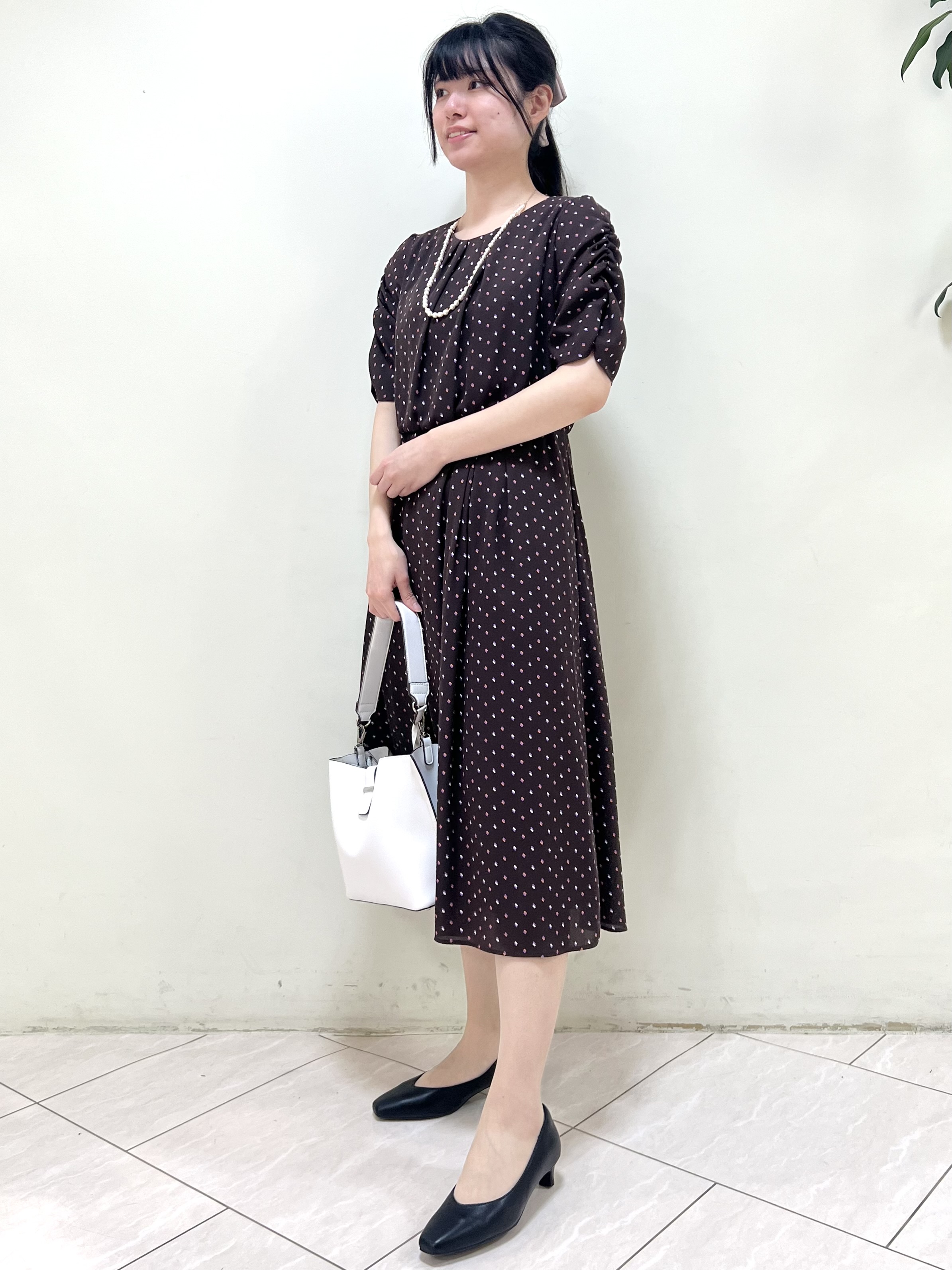 yanaさんの「Reflect｜小紋柄ジョーゼットワンピース」を使ったコーディネート