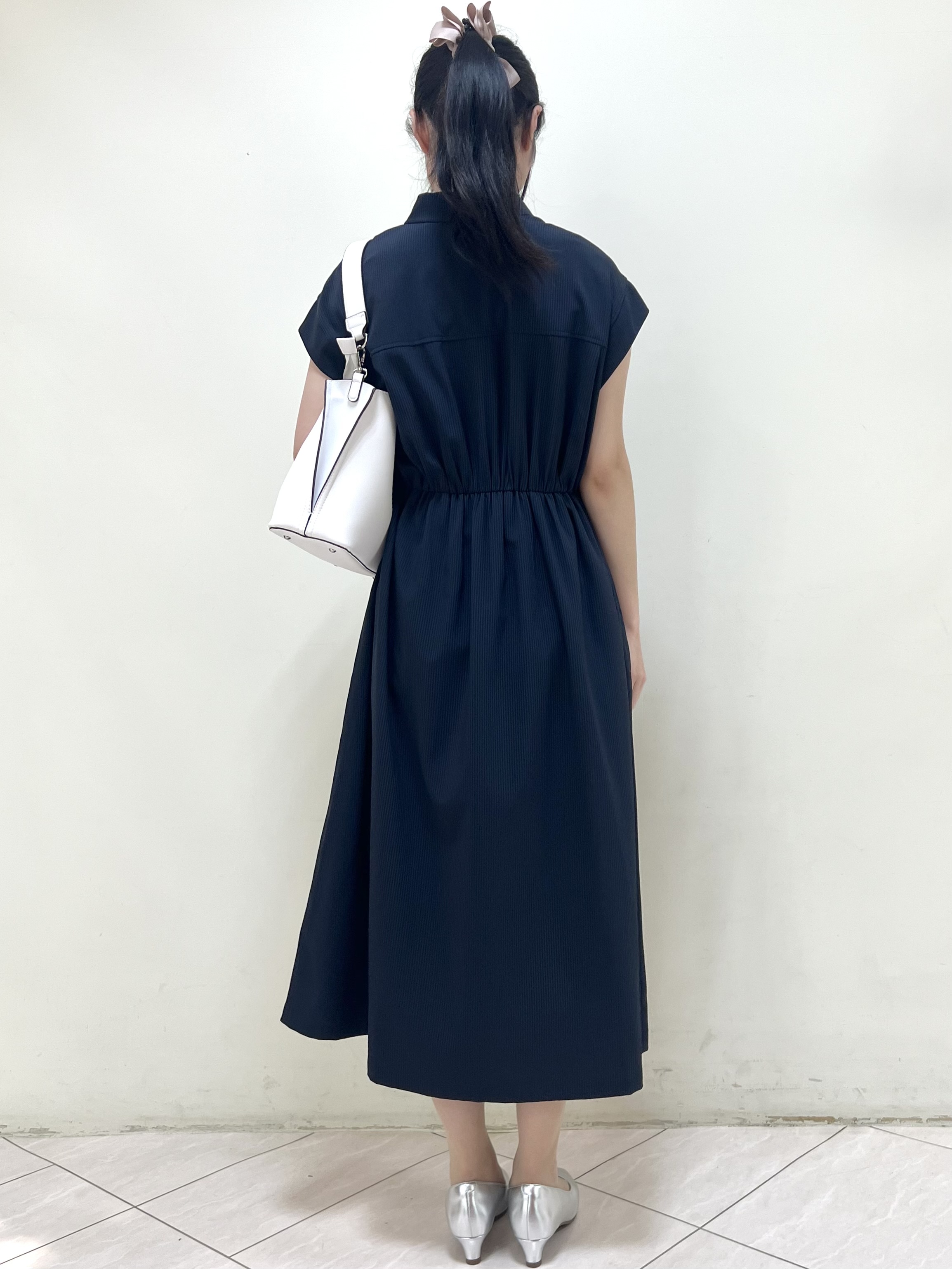 yanaさんの「Reflect｜フレンチスリーブシャツワンピース」を使ったコーディネート
