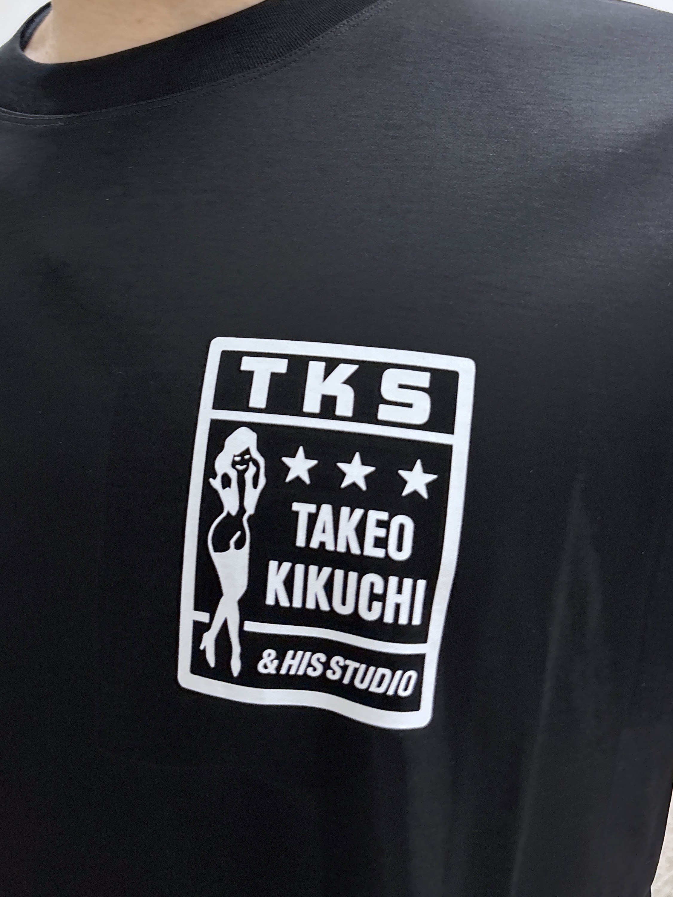 KEIさんの「TAKEO KIKUCHI｜【BOWLER HAT LABEL】ボーラーハットウォーカー刺繍 半袖ボタンダウンシャツ」を使ったコーディネート