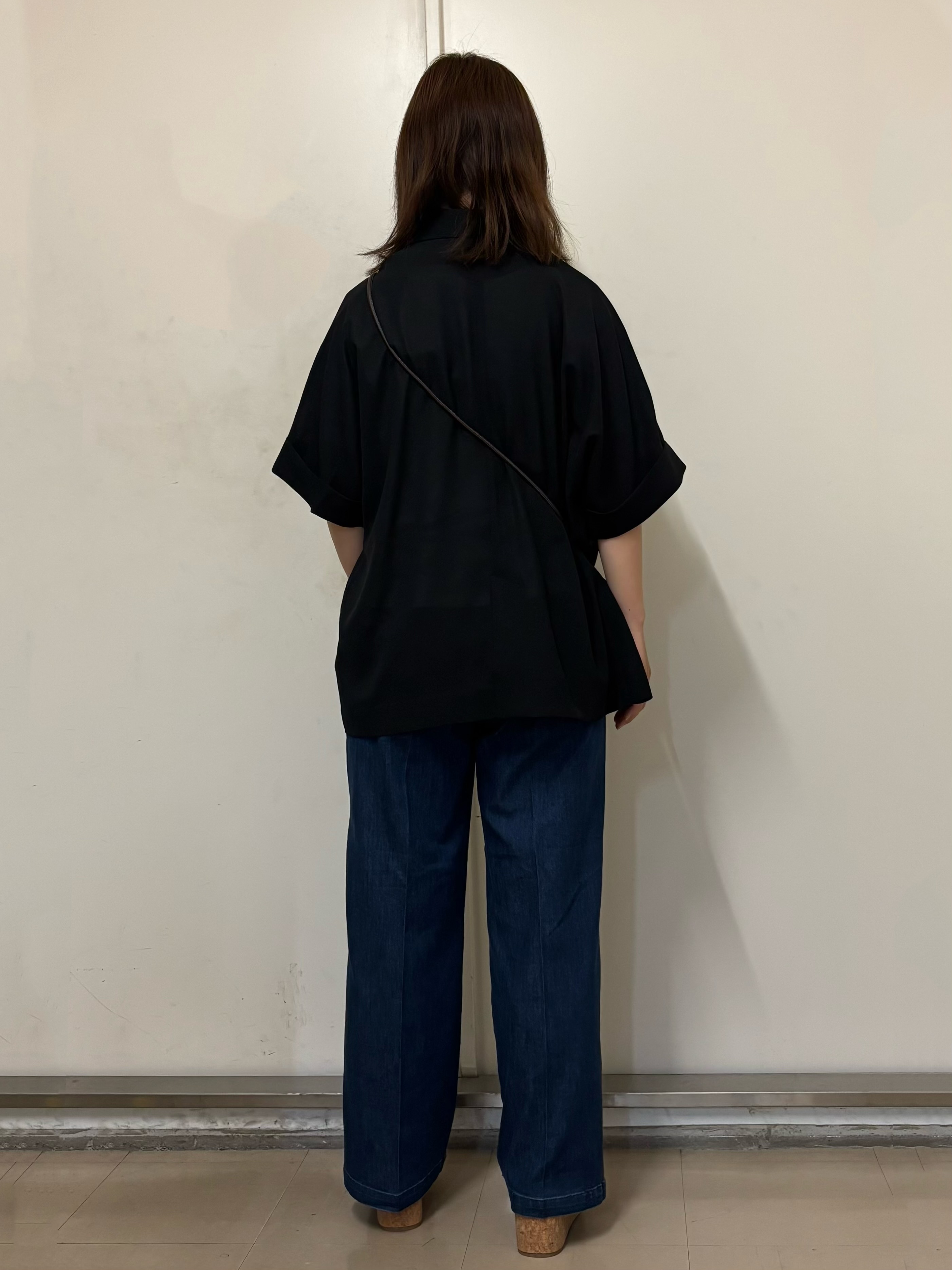 やまさんの「OPAQUE.CLIP｜【接触冷感／吸水速乾／防シワ】リネンライクテーラードジャケット《洗濯機OK》」を使ったコーディネート