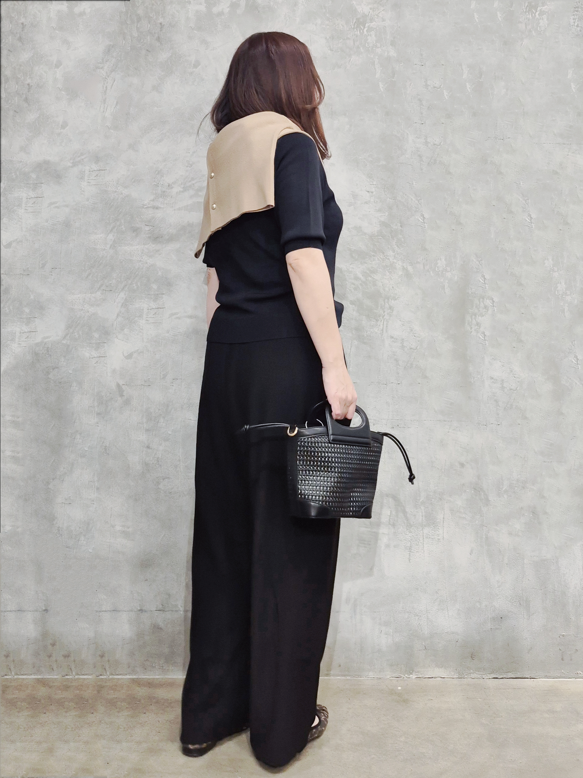 ひさえさんの「THE SHOP TK｜【S-XL/ひんやりタッチ】美しさ際立つ 6分袖ニット 洗濯機OK/UVケア/毛玉になりにくい」を使ったコーディネート