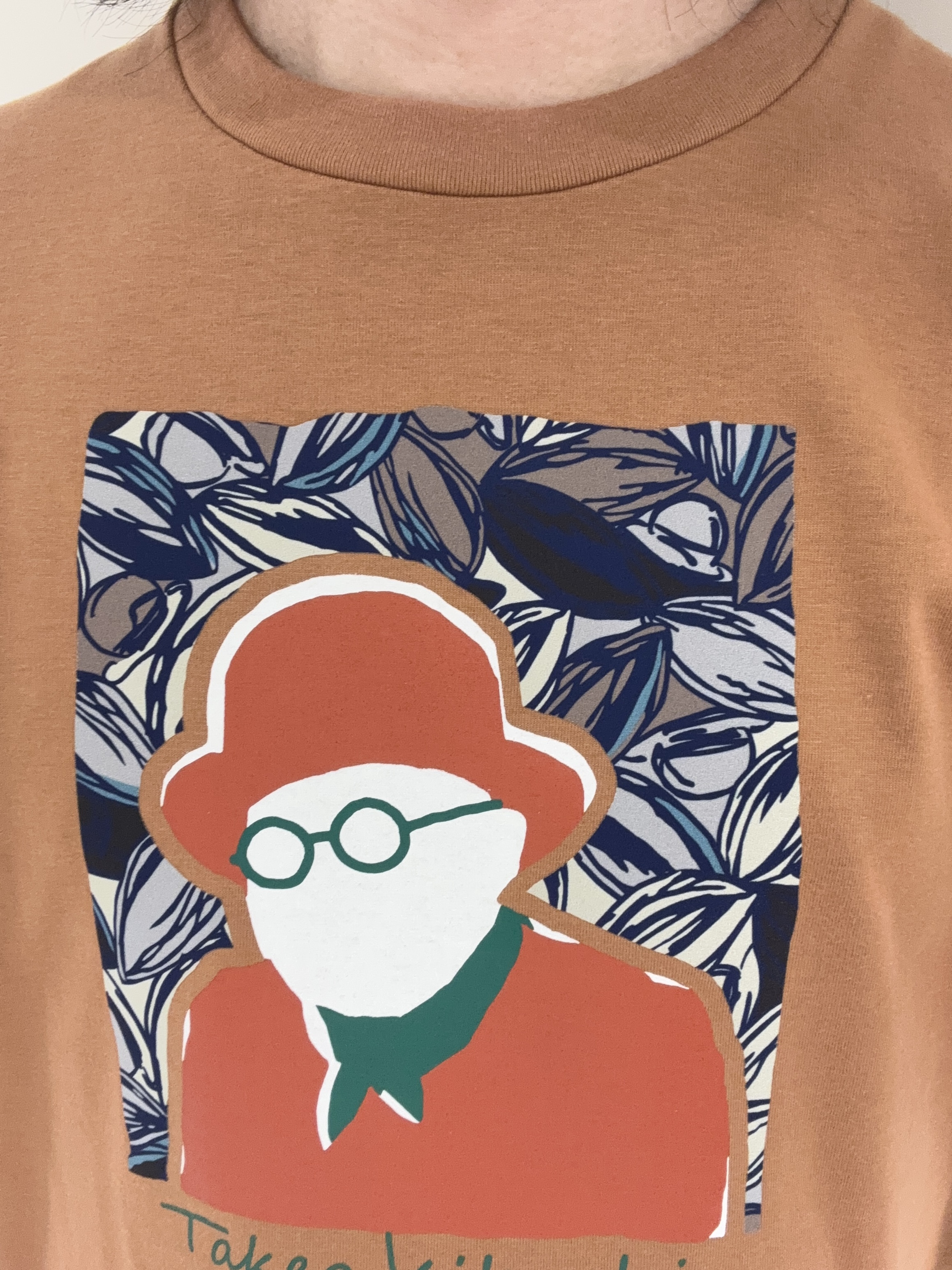 及川さんの「TAKEO KIKUCHI｜ポートレートアートＴシャツ」を使ったコーディネート