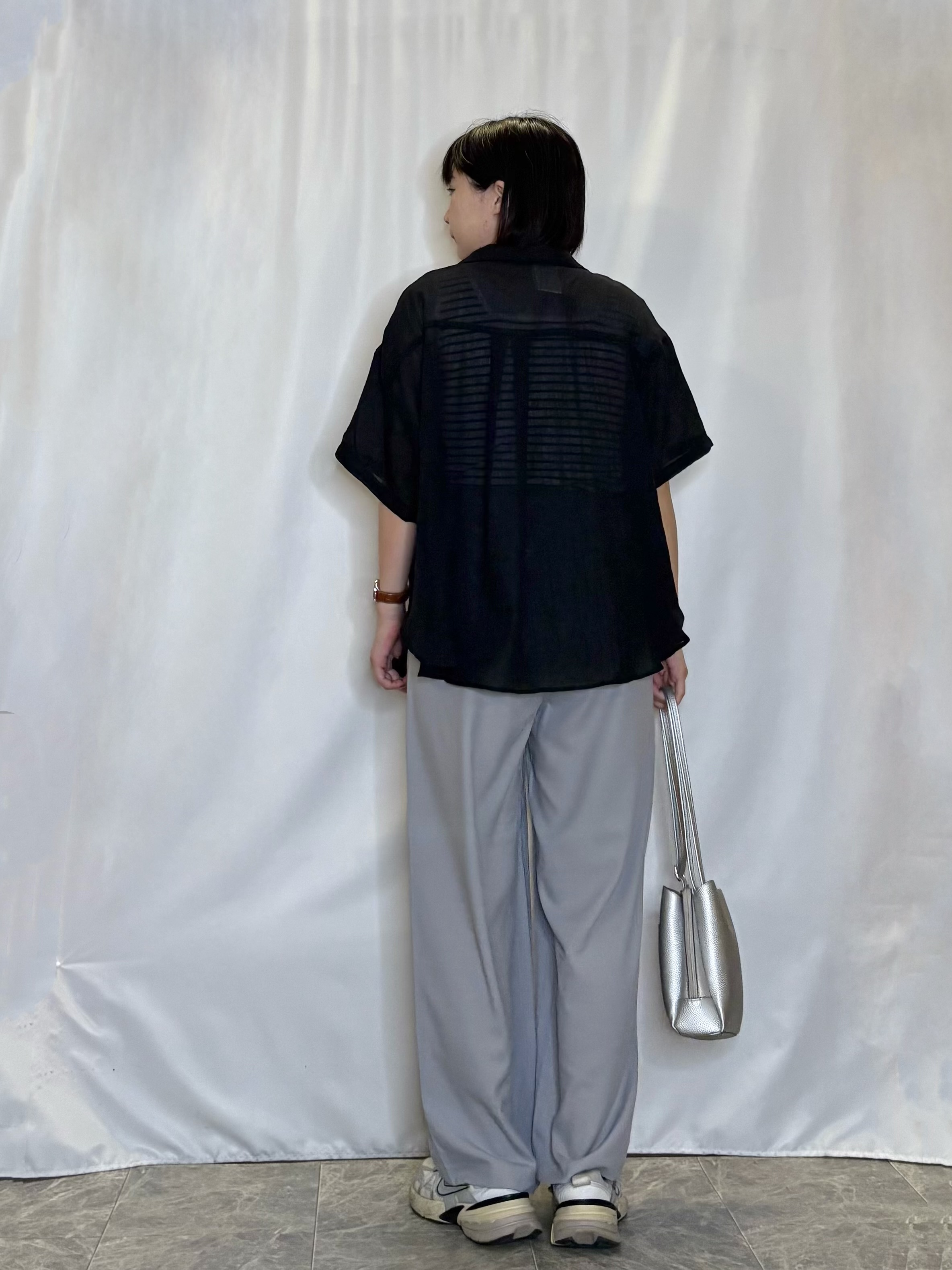ネリさんの「SHOO･LA･RUE｜【S-LL】ナチュラルに決まる 半袖シアーシャツジャケット」を使ったコーディネート