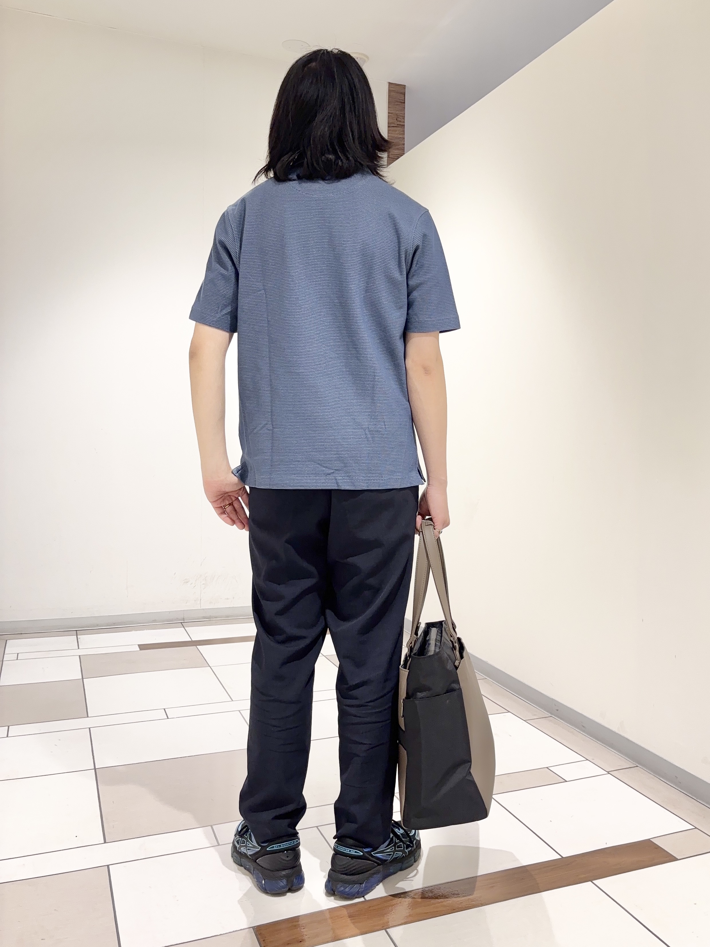 及川さんの「TAKEO KIKUCHI｜【抗菌防臭】ステイフレッシュ ポロシャツ」を使ったコーディネート