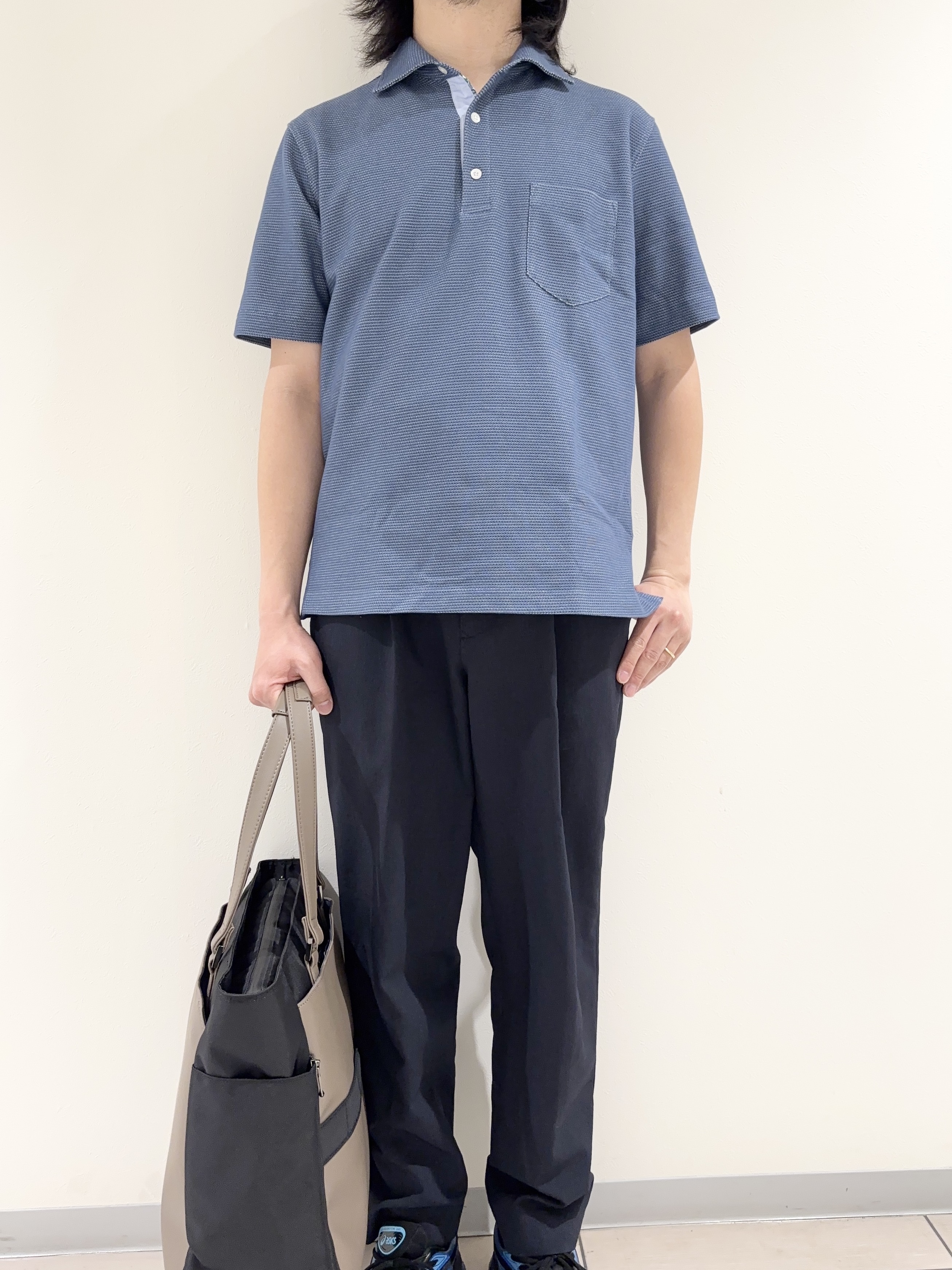 及川さんの「TAKEO KIKUCHI｜【抗菌防臭】ステイフレッシュ ポロシャツ」を使ったコーディネート
