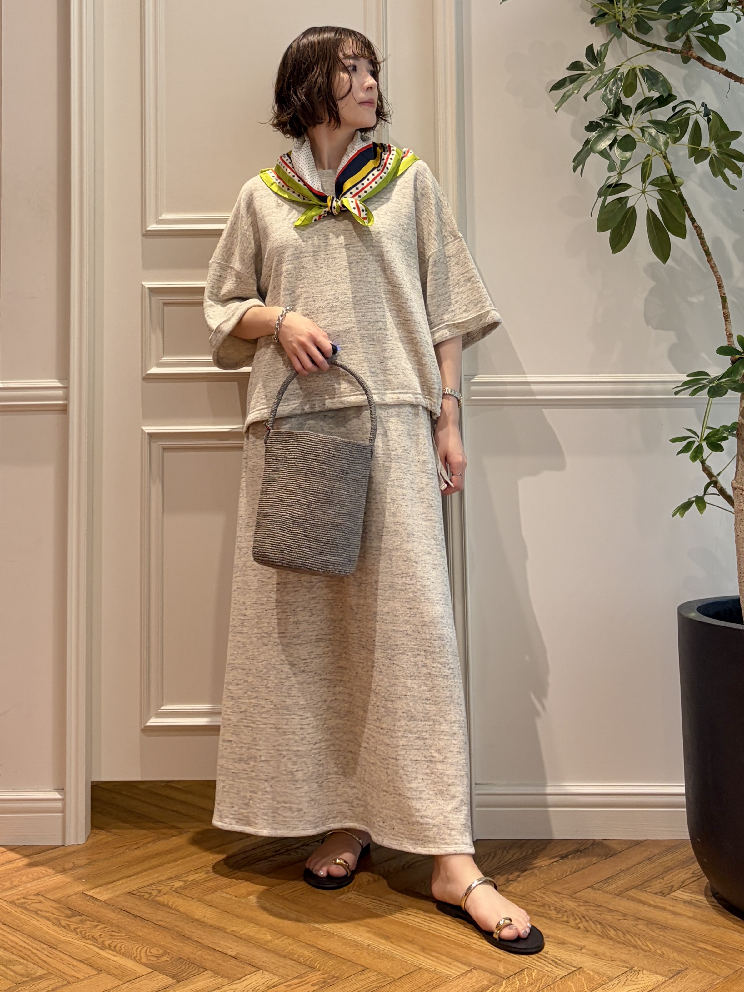 nakaoさんの「DRESSTERIOR｜MADE IN MADA（メイドインマダ）NAVIO バケツバッグ」を使ったコーディネート