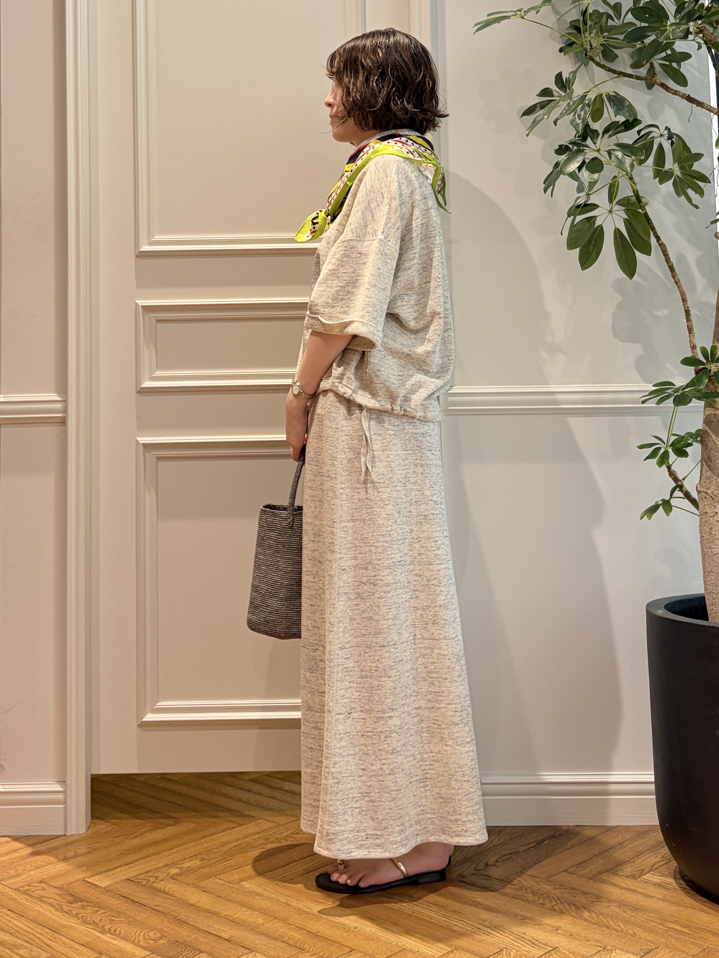 nakaoさんの「DRESSTERIOR｜MADE IN MADA（メイドインマダ）NAVIO バケツバッグ」を使ったコーディネート