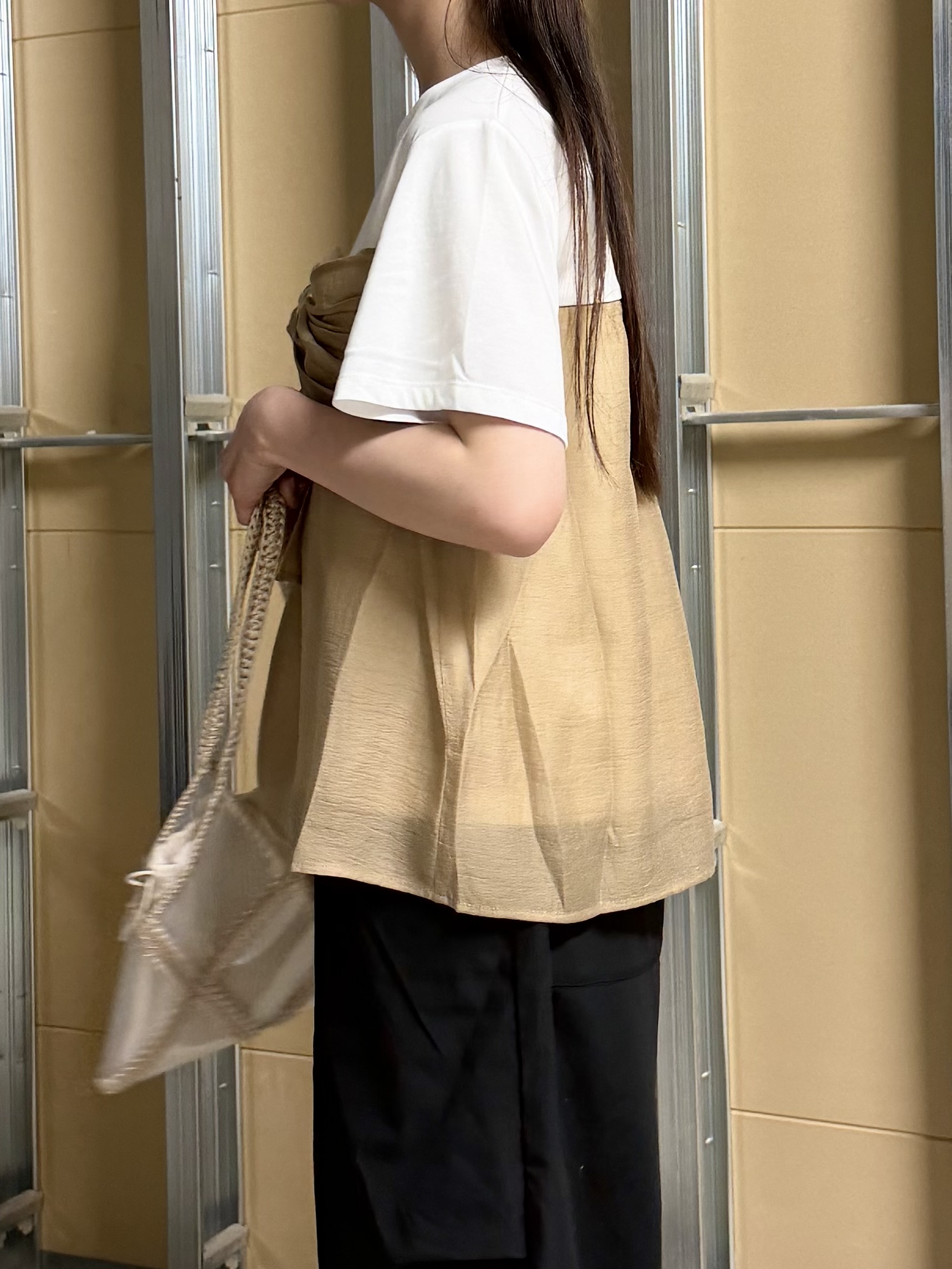 sahoさんの「THE SHOP TK｜【ひんやり／吸水速乾／UV】ビスチェ風 切り替えTシャツ」を使ったコーディネート