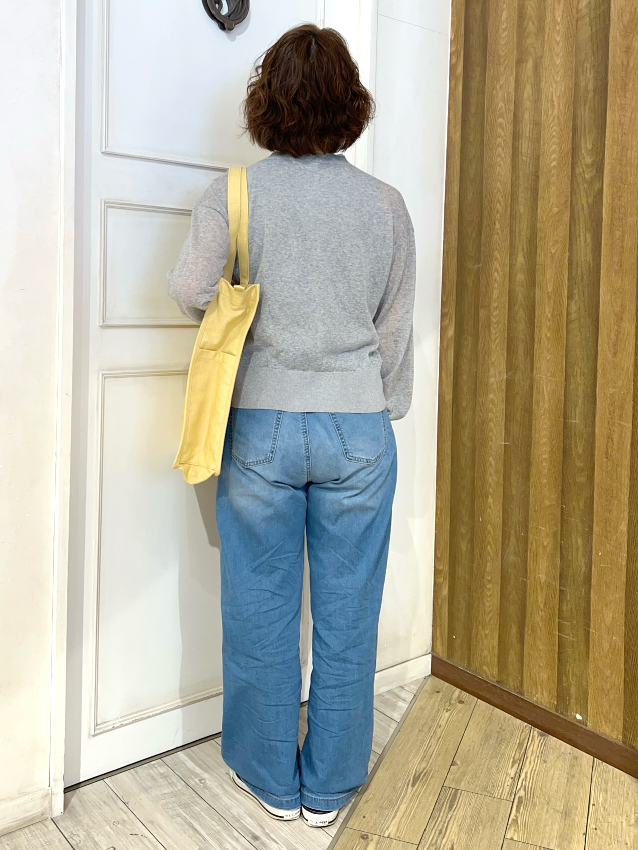 yuriyuriさんの「SHOO･LA･RUE｜【S-LL/洗濯機可】1枚でこなれ見え 配色シアーカーディガン」を使ったコーディネート
