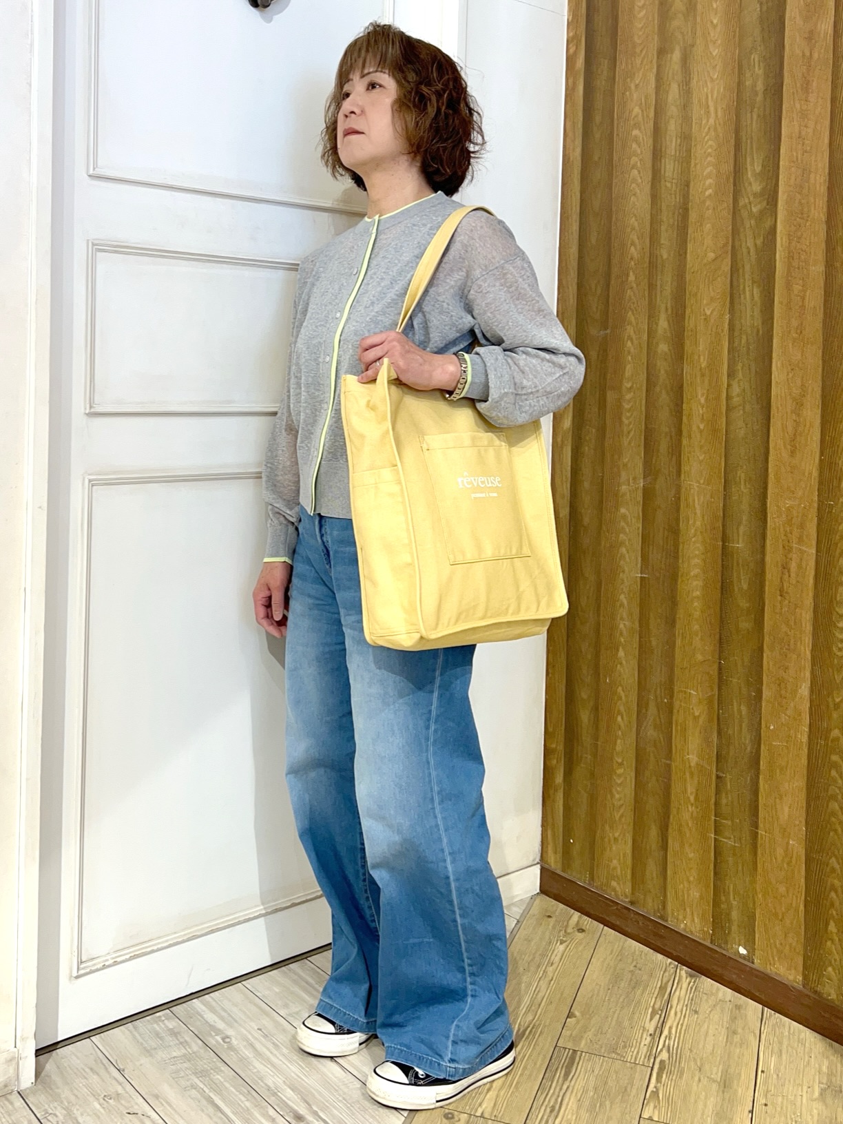 yuriyuriさんの「SHOO･LA･RUE｜【S-LL/洗濯機可】1枚でこなれ見え 配色シアーカーディガン」を使ったコーディネート
