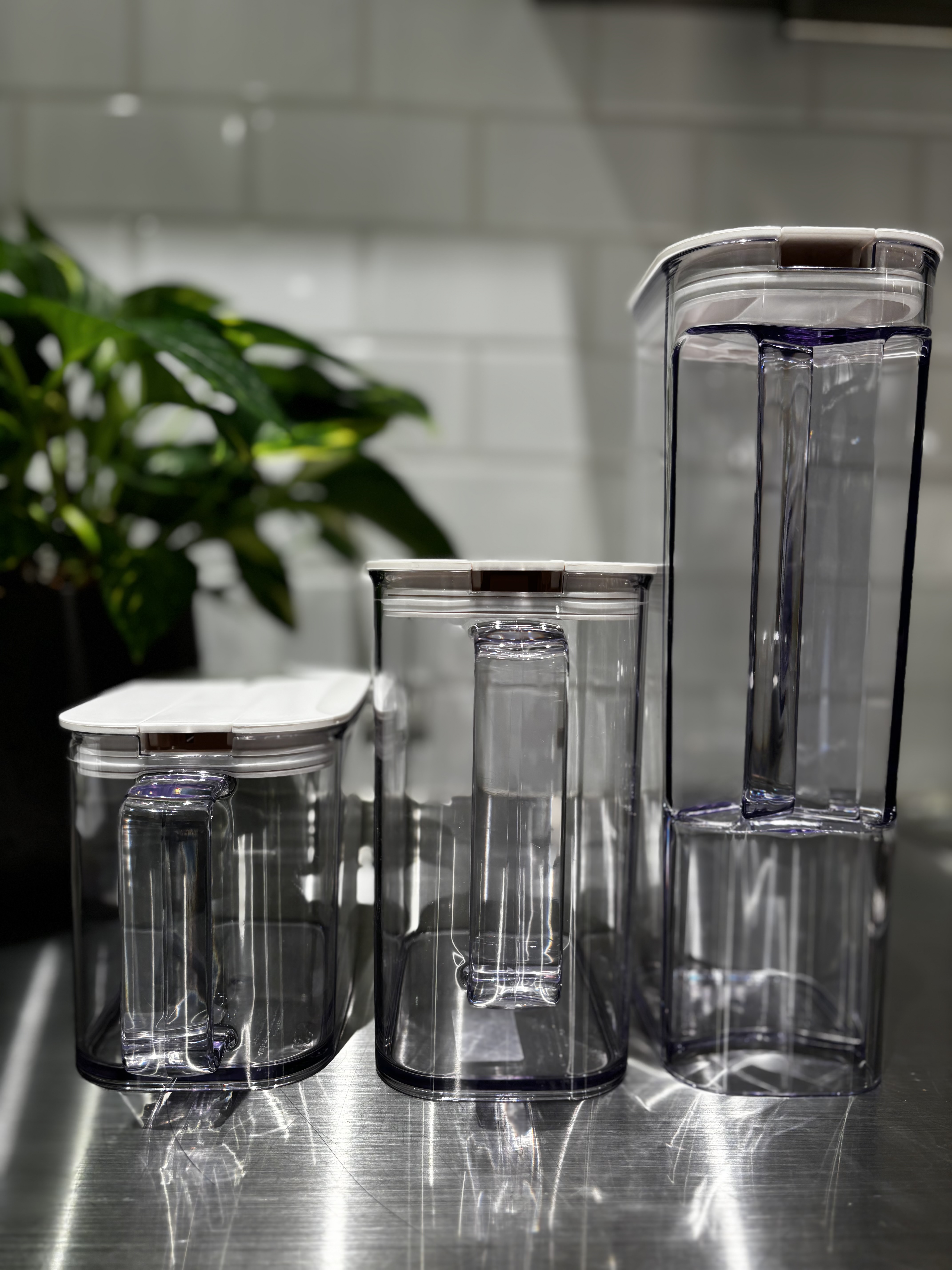 minoriさんの「212 KITCHEN STORE｜ドアポケットに収まる冷水筒 1.1L WH」を使ったコーディネート