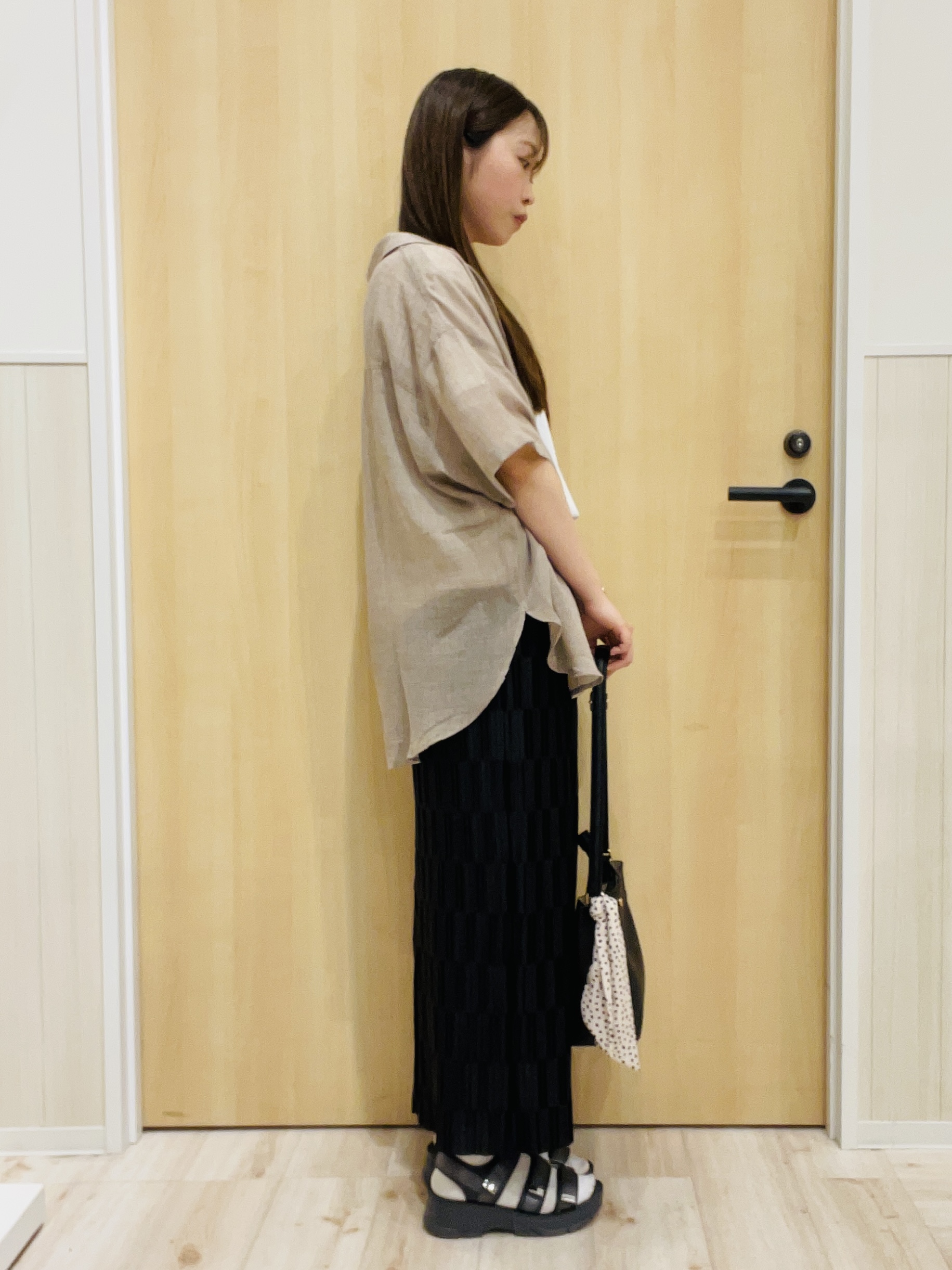 minamiさんの「SHOO･LA･RUE｜【S-LL】ナチュラルに決まる 半袖シアーシャツジャケット」を使ったコーディネート