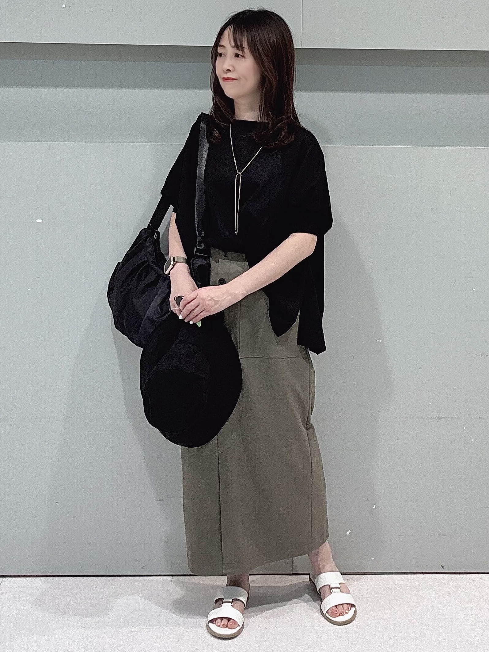 makiさんの「UNTITLED｜【アンサンブル可/洗える】シアーレーヨンニット」を使ったコーディネート