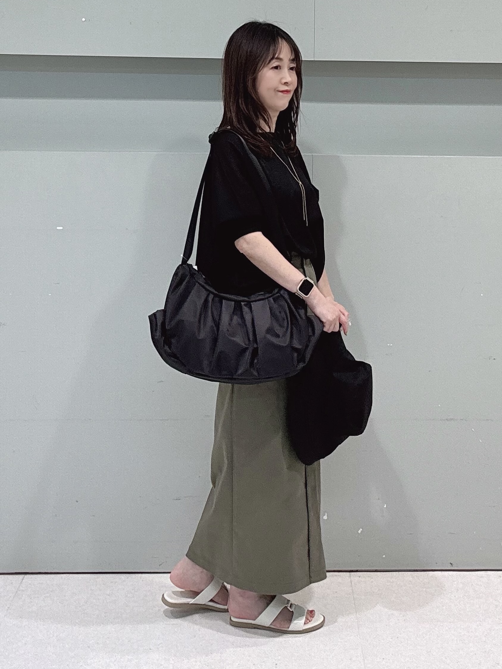 makiさんの「UNTITLED｜【アンサンブル可/洗える】シアーレーヨンニット」を使ったコーディネート