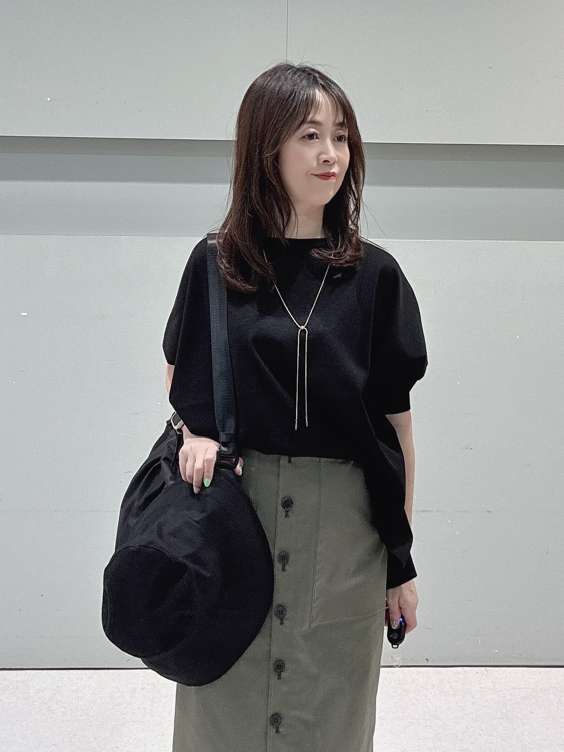 makiさんの「UNTITLED｜【アンサンブル可/洗える】シアーレーヨンニット」を使ったコーディネート