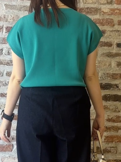 tokiさんの「THE SHOP TK｜【S-XL/ひんやりタッチ】多機能フレンチスリーブニット 洗濯機OK/UVケア/毛玉になりにくい」を使ったコーディネート