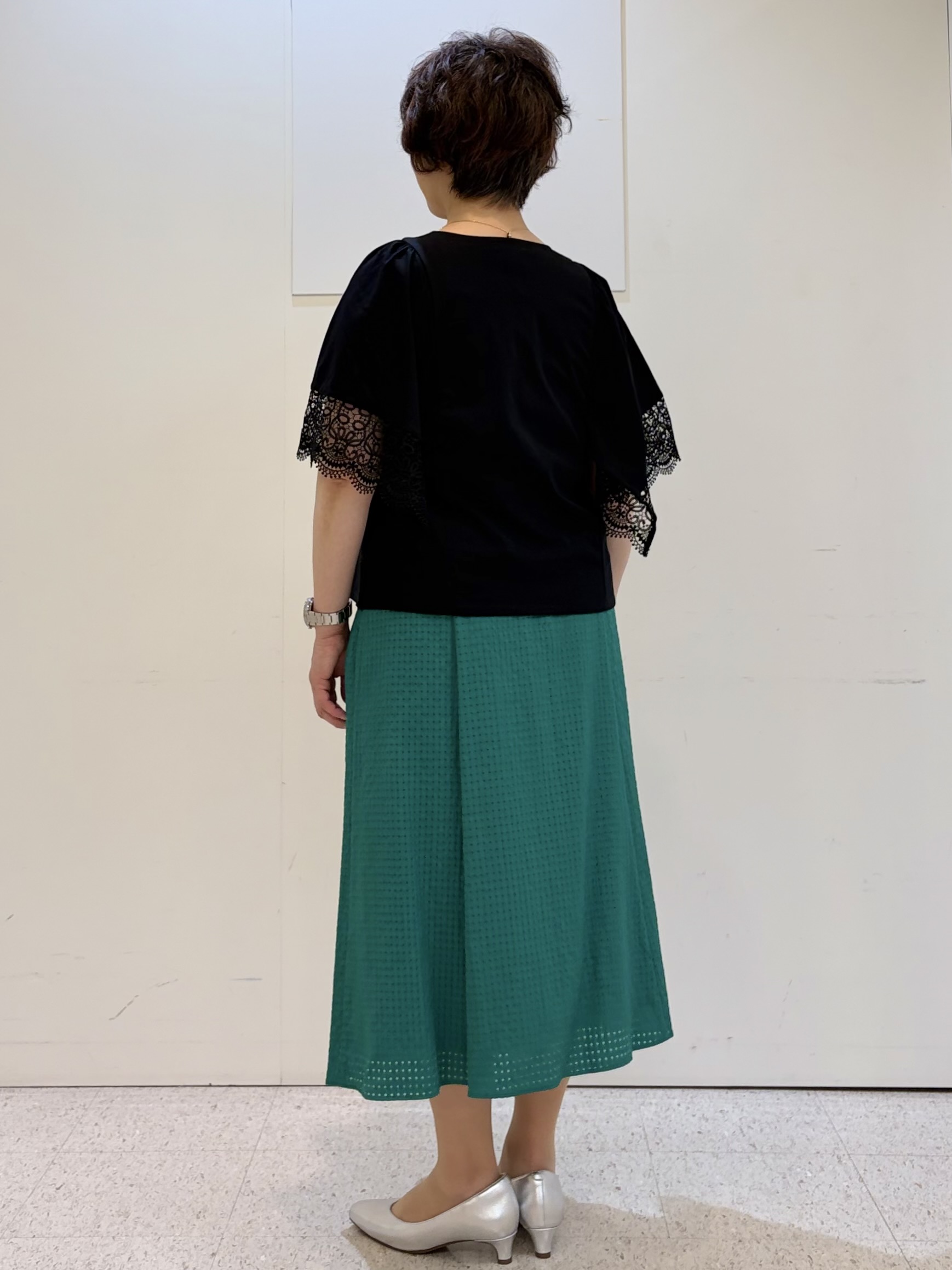 ヤスコさんの「Reflect｜【UVカット／接触冷感】レーススリーブジャージカットソー」を使ったコーディネート