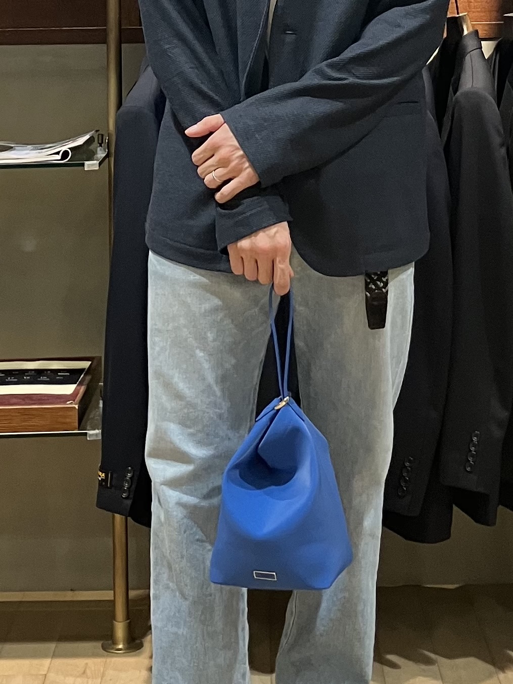 成田さんの「TAKEO KIKUCHI｜【抗菌防臭】バーズアイメッシュノーカラージャケット」を使ったコーディネート
