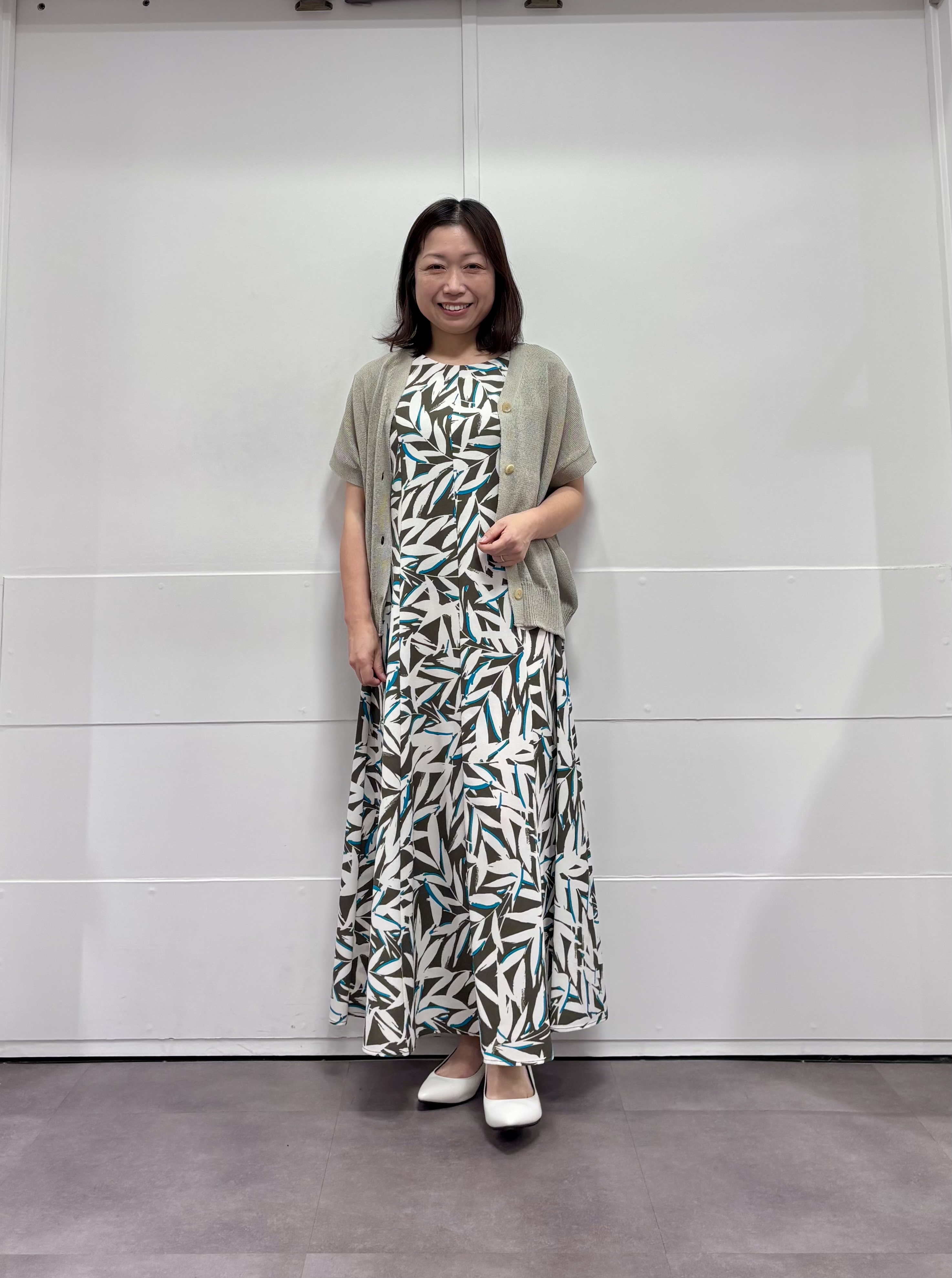 TOKOさんの「UNTITLED｜【リラクシー/着映え】ボタニカルリーフワンピース」を使ったコーディネート